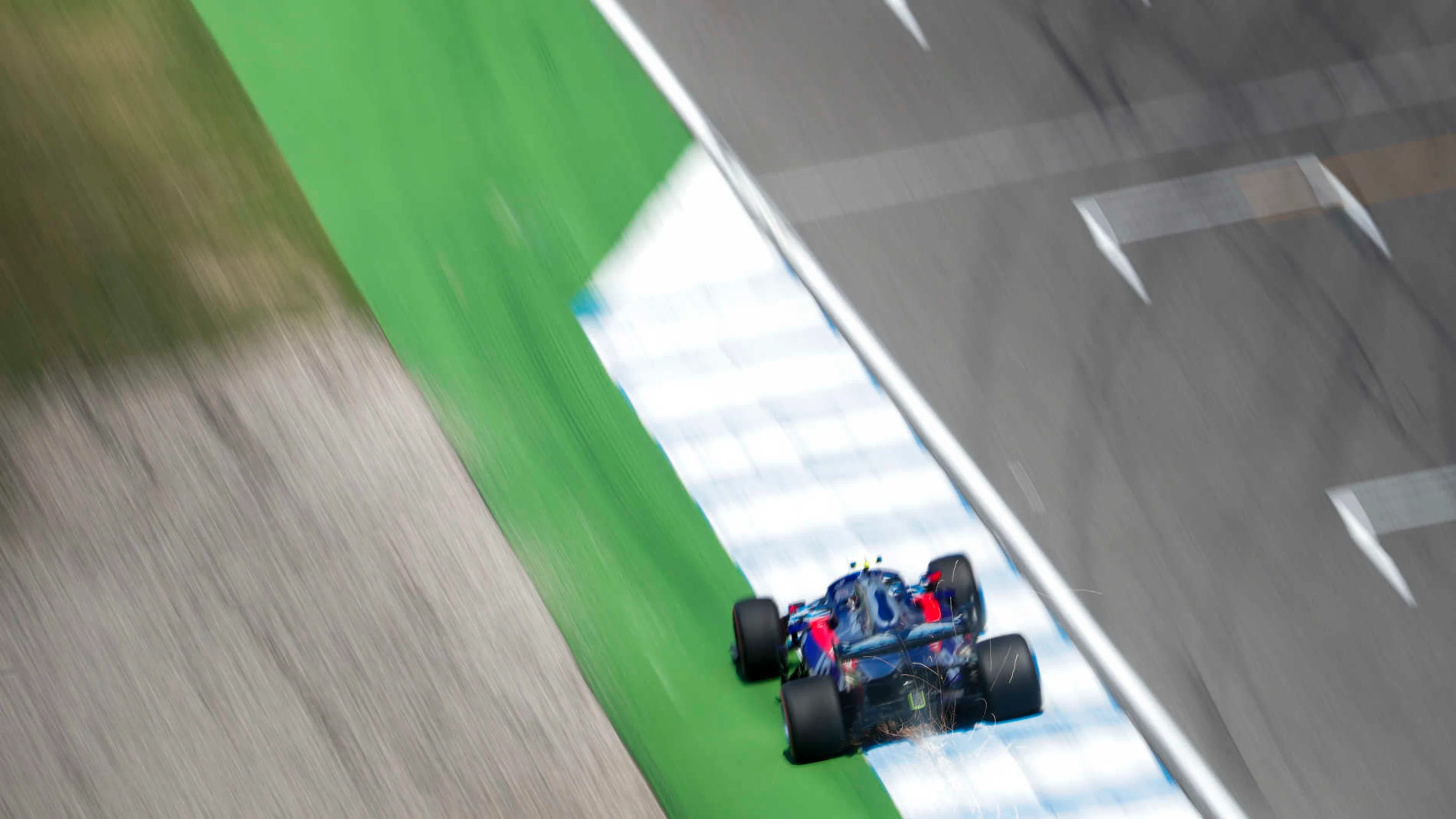 HOCKENHEIMRING, GERMANY - JULY 26: Alexander Albon, Toro Rosso STR14 during the German GP at