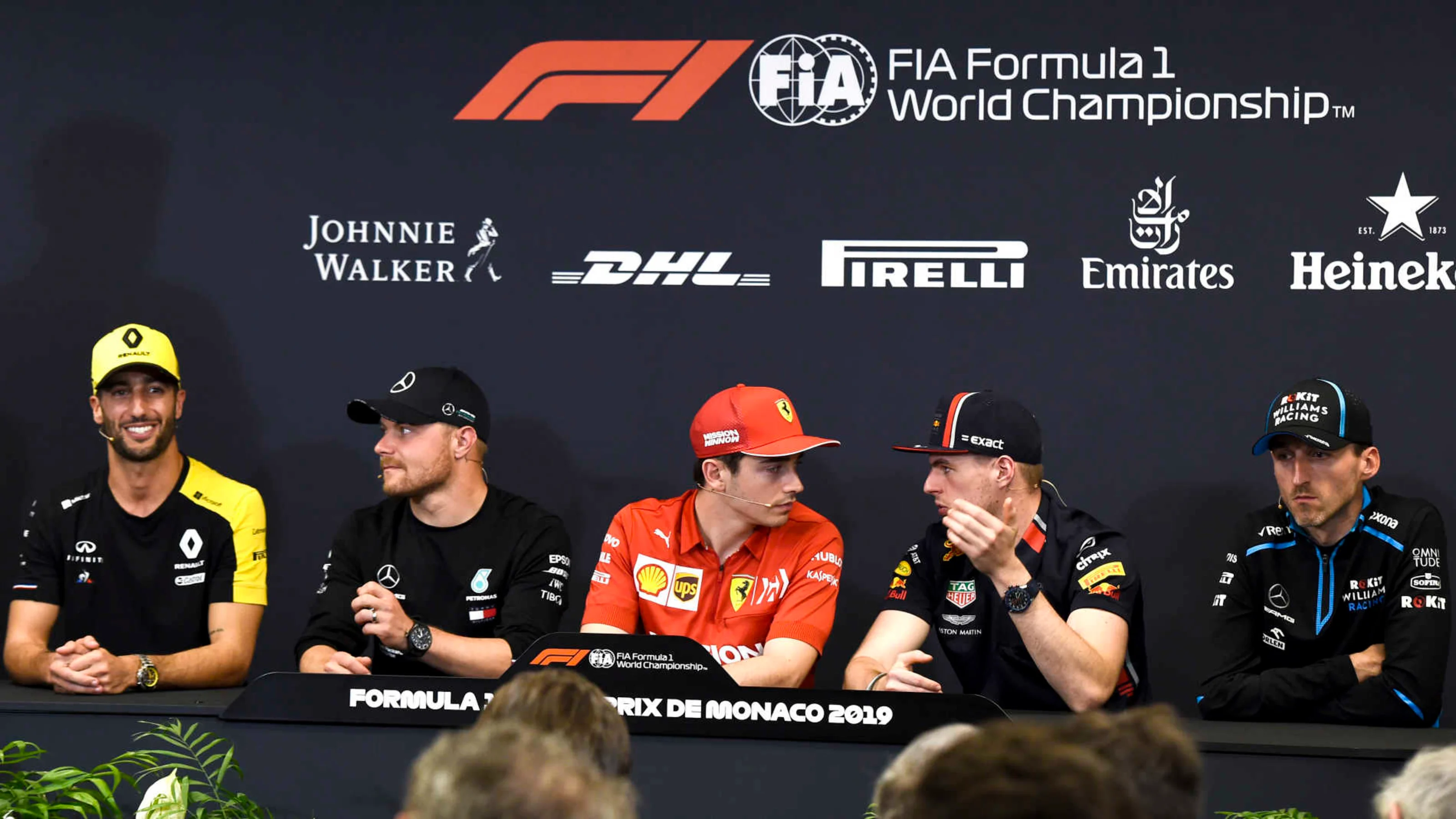 MONTE CARLO, MONACO - MAY 22: Daniel Ricciardo, Renault F1 Team, Valtteri Bottas, Mercedes AMG F1,