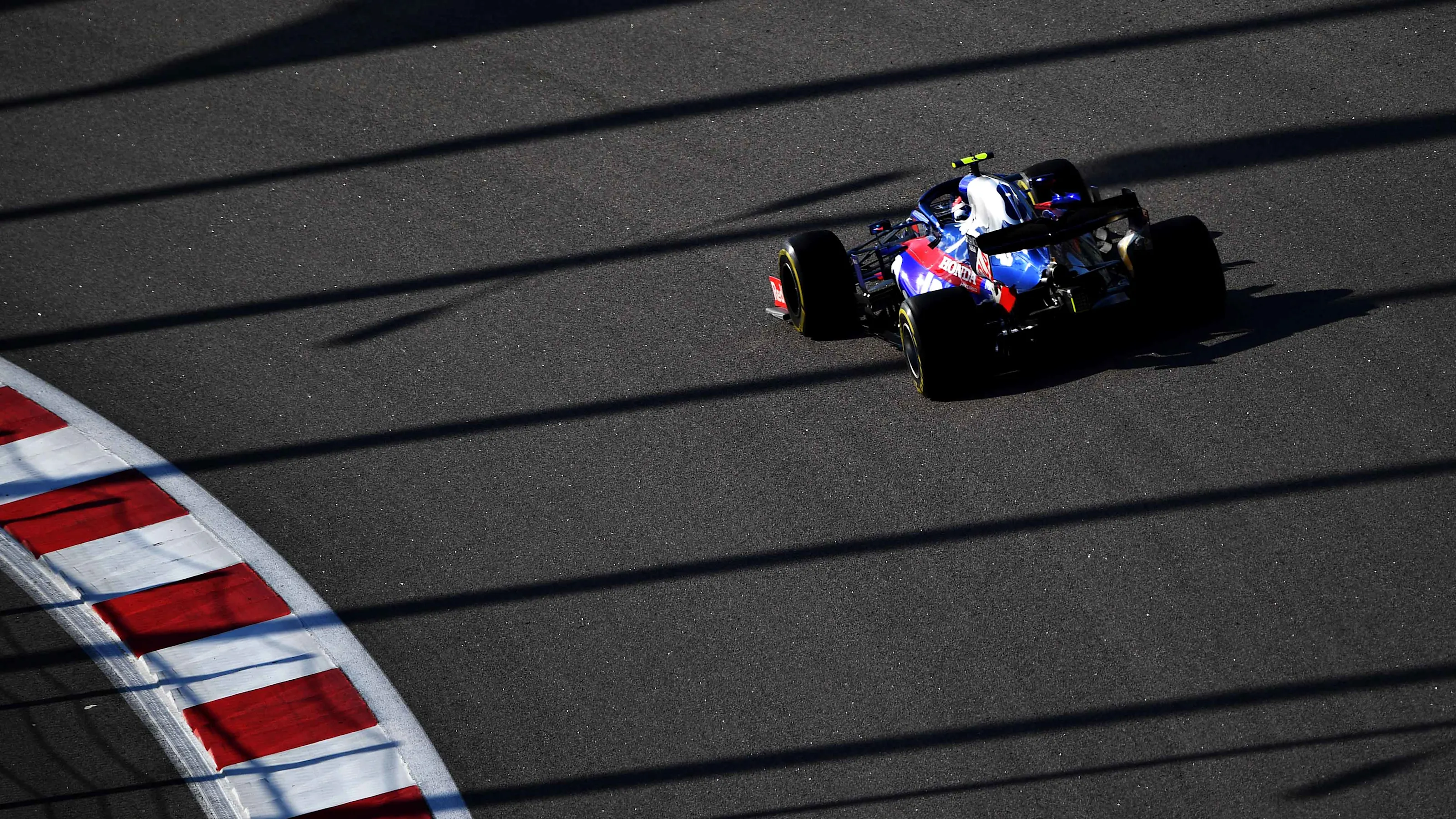 SOCHI, RUSSIA - SEPTEMBER 29: Pierre Gasly of France driving the (10) Scuderia Toro Rosso STR14