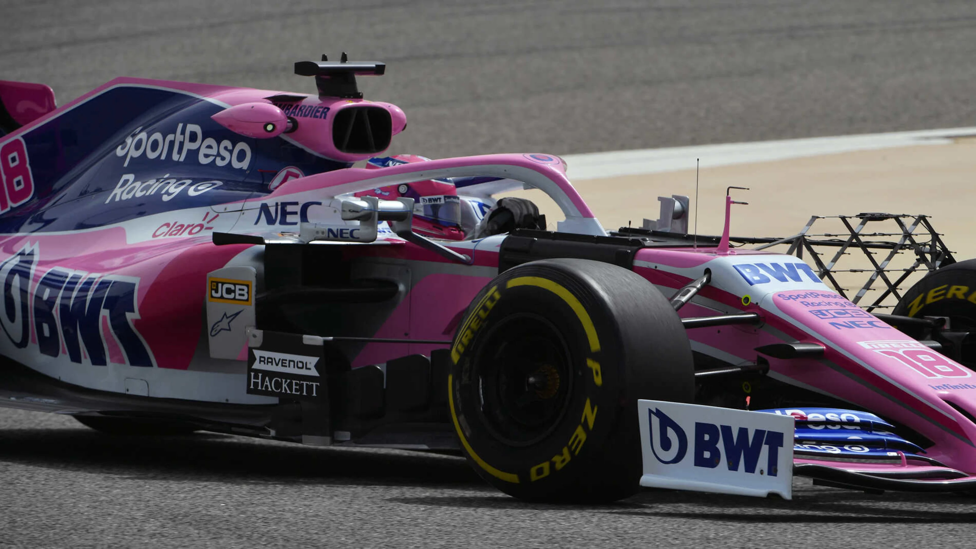 BAHRAIN INTERNATIONAL CIRCUIT, BAHRAIN - APRIL 02: Lance Stroll, Racing Point RP19 during the