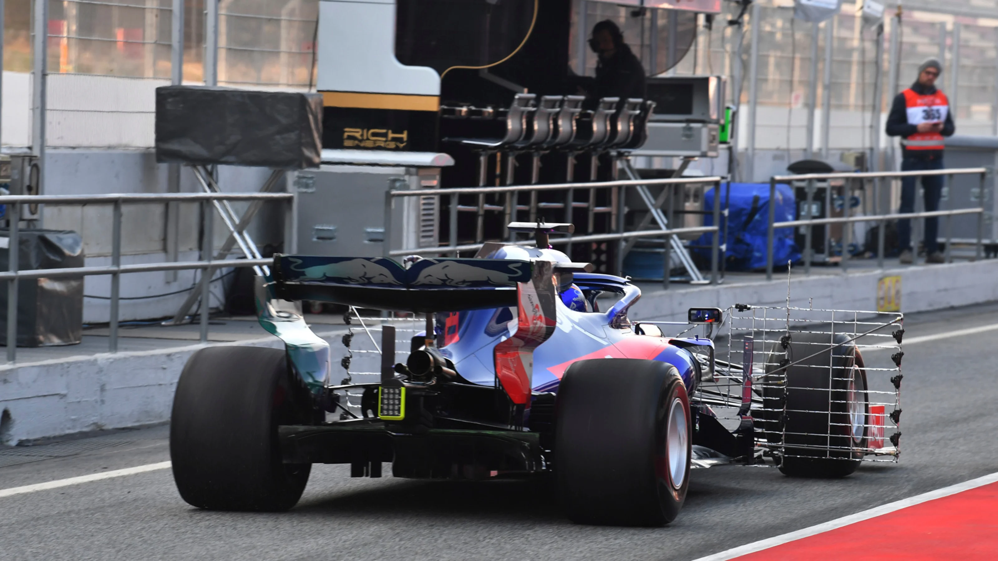 CIRCUIT DE BARCELONA-CATALUNYA, SPAIN - FEBRUARY 21: Alex Albon, Scuderia Toro Rosso STR14 with