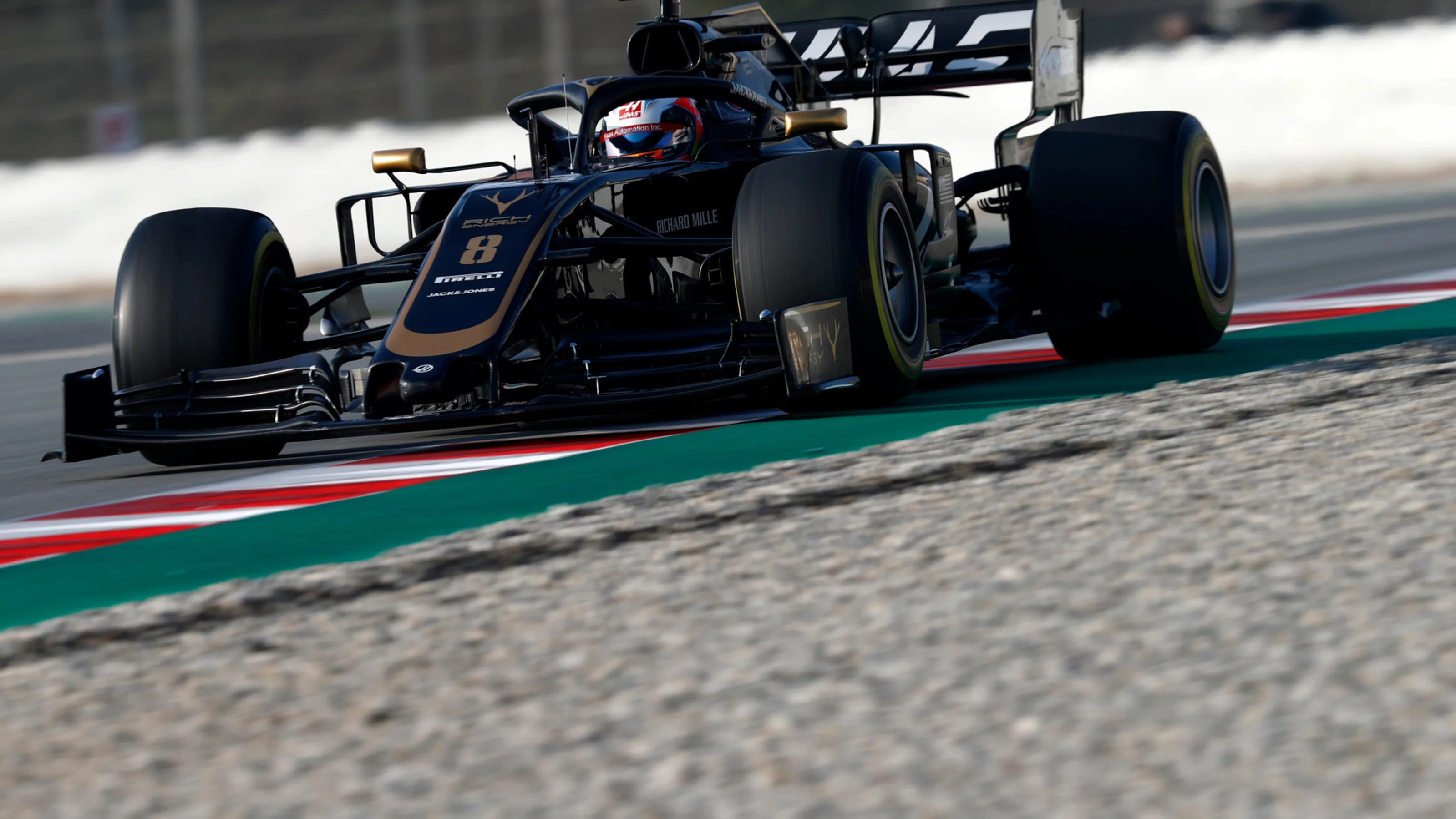 CIRCUIT DE BARCELONA-CATALUNYA, SPAIN - FEBRUARY 21: Kevin Magnussen, Haas F1 Team VF-19 during the