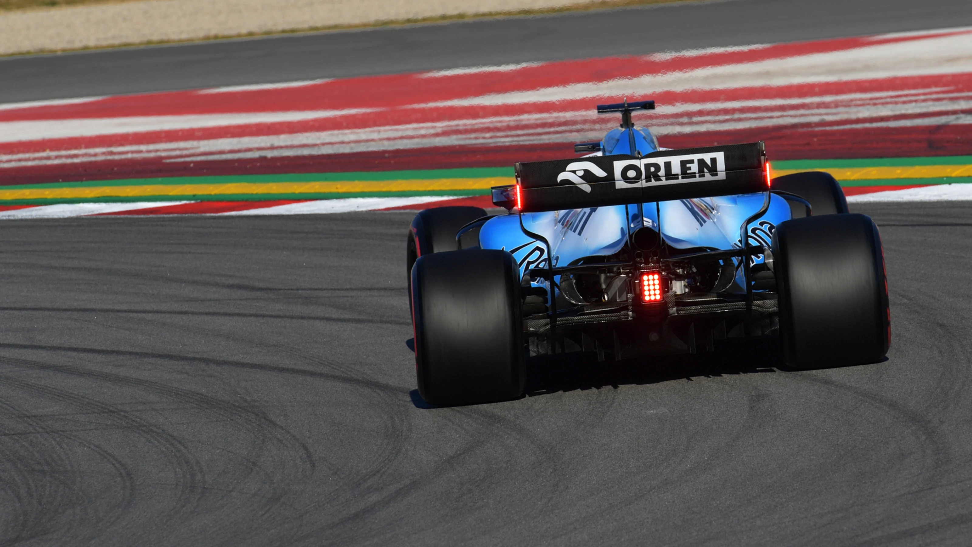 CIRCUIT DE BARCELONA-CATALUNYA, SPAIN - FEBRUARY 26: George Russell, Williams FW42 during the