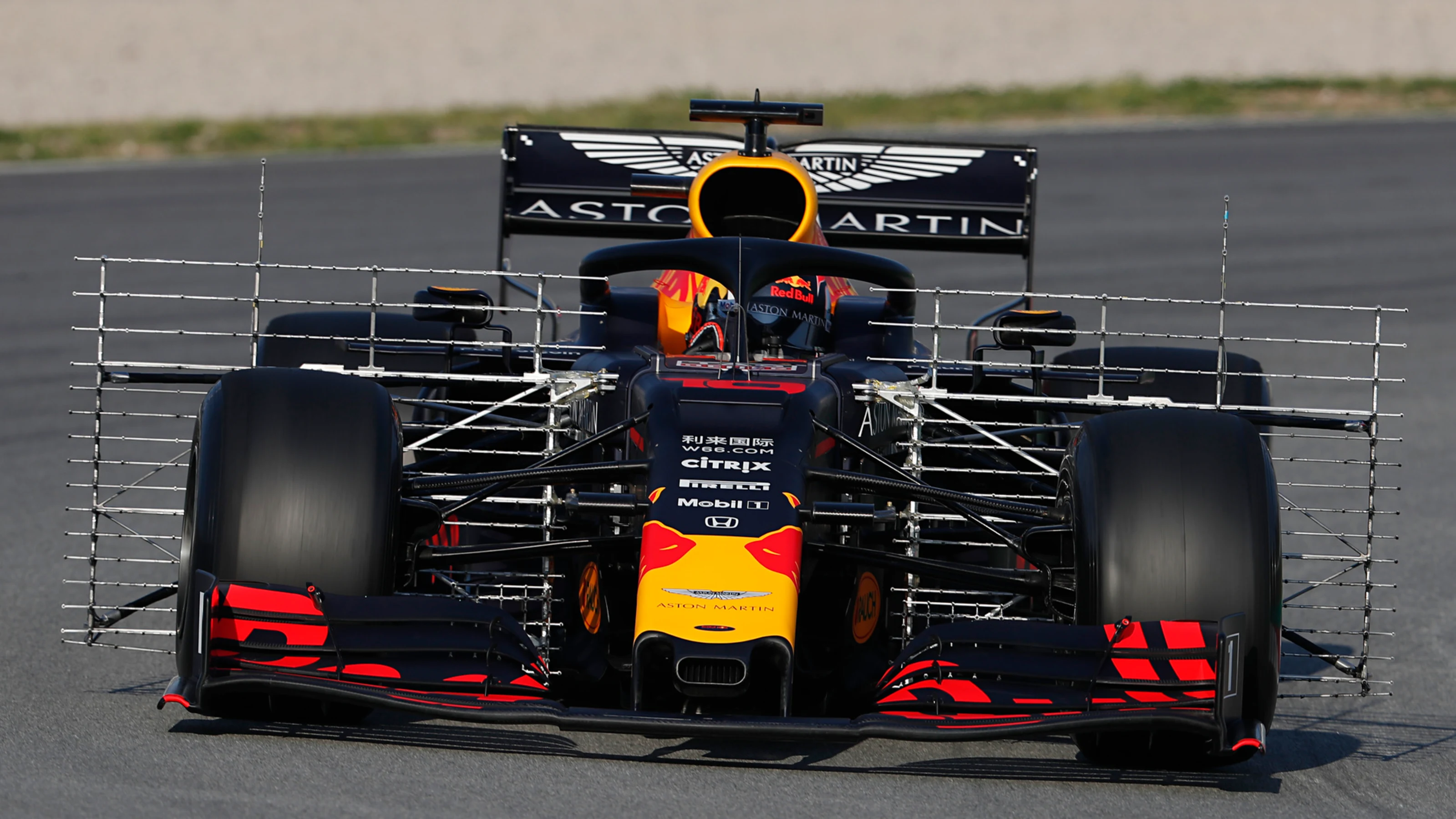 CIRCUIT DE BARCELONA-CATALUNYA, SPAIN - FEBRUARY 28: Pierre Gasly, Red Bull Racing RB15 with aero