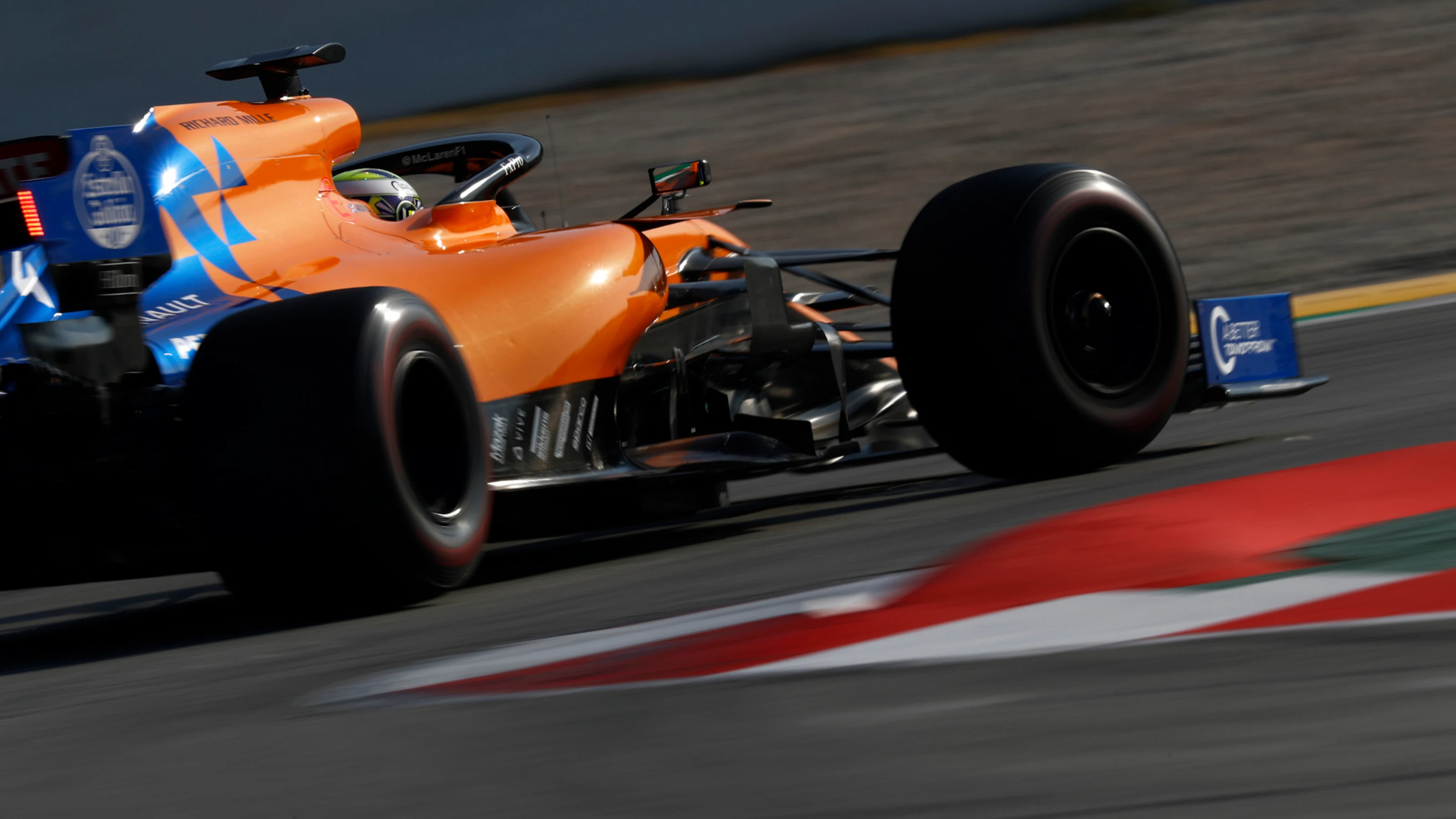 CIRCUIT DE BARCELONA-CATALUNYA, SPAIN - FEBRUARY 28: Lando Norris, McLaren MCL34 during the