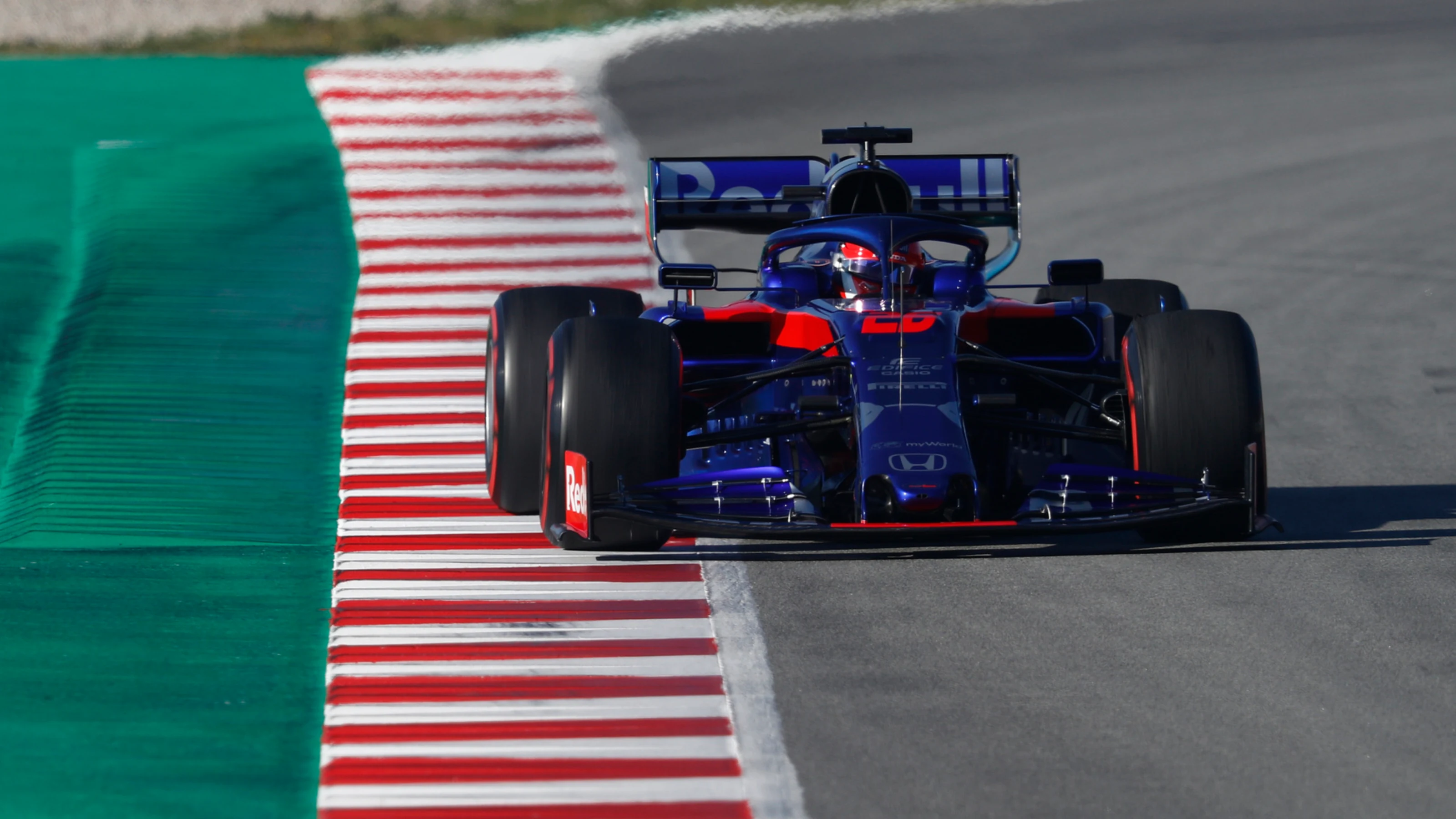 CIRCUIT DE BARCELONA-CATALUNYA, SPAIN - FEBRUARY 27: Daniil Kvyat, Scuderia Toro Rosso STR14 during