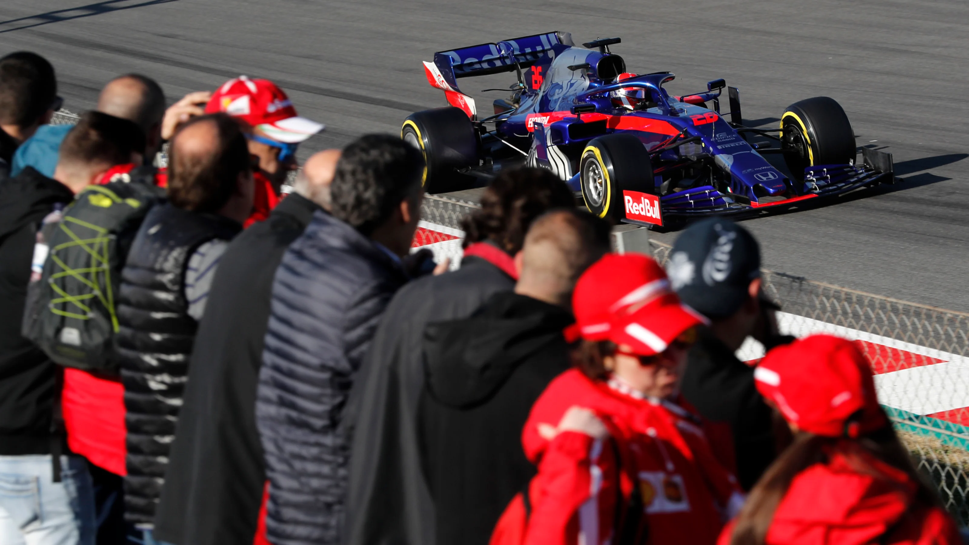 CIRCUIT DE BARCELONA-CATALUNYA, SPAIN - FEBRUARY 27: Daniil Kvyat, Scuderia Toro Rosso STR14 and