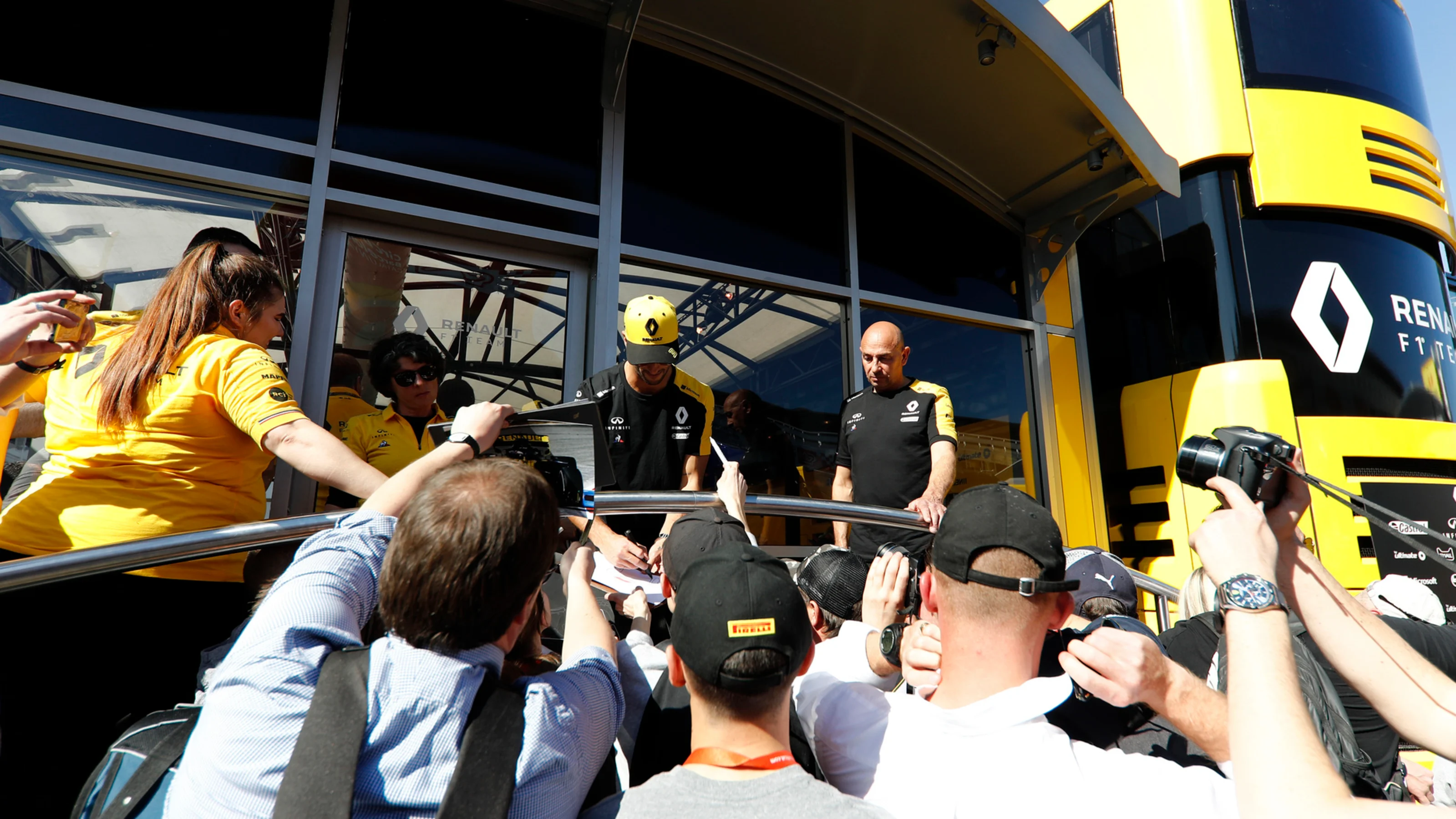 CIRCUIT DE BARCELONA-CATALUNYA, SPAIN - FEBRUARY 27: Daniel Ricciardo, Renault F1 Team signs