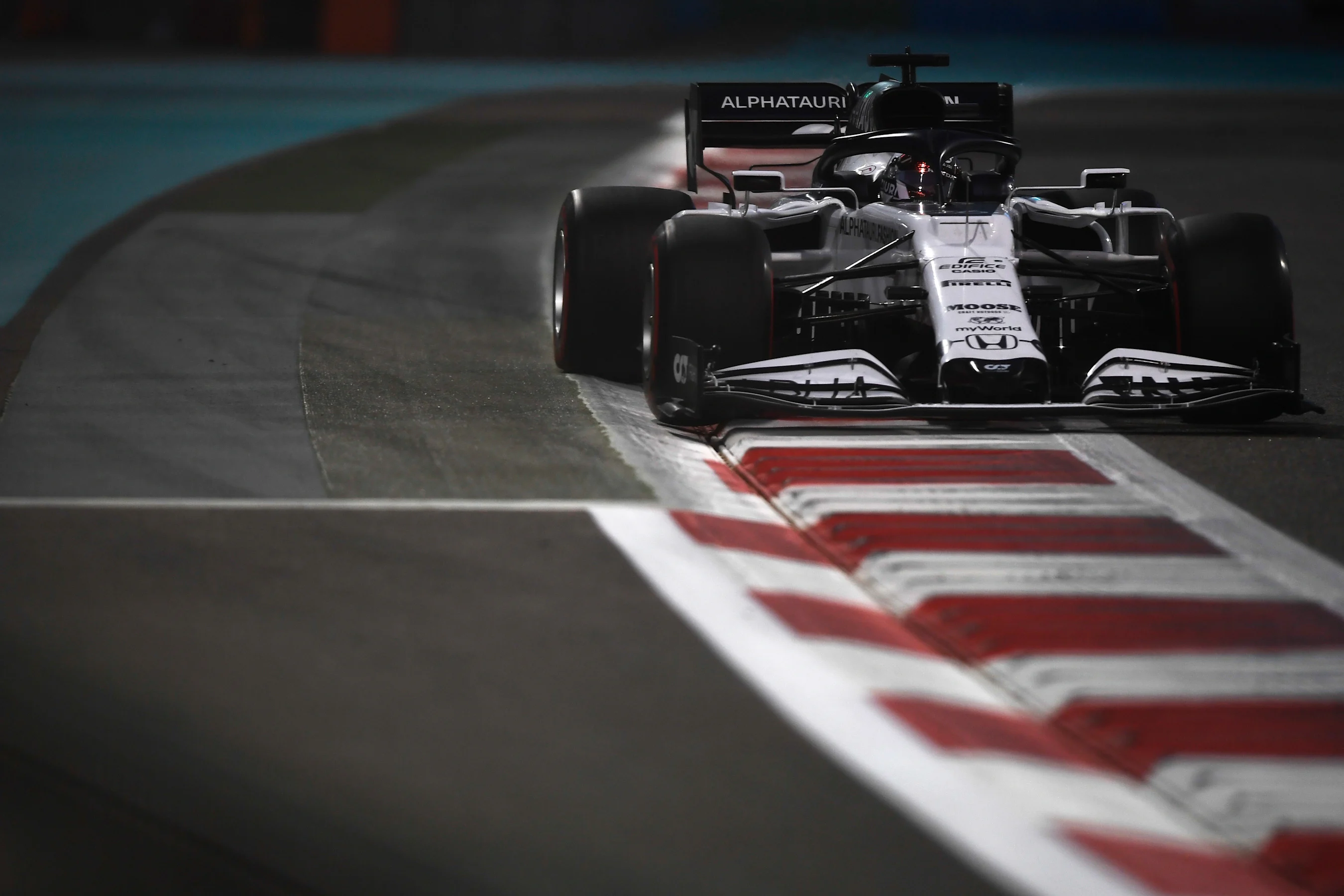 ABU DHABI, UNITED ARAB EMIRATES - DECEMBER 12: Daniil Kvyat of Russia driving the (26) Scuderia