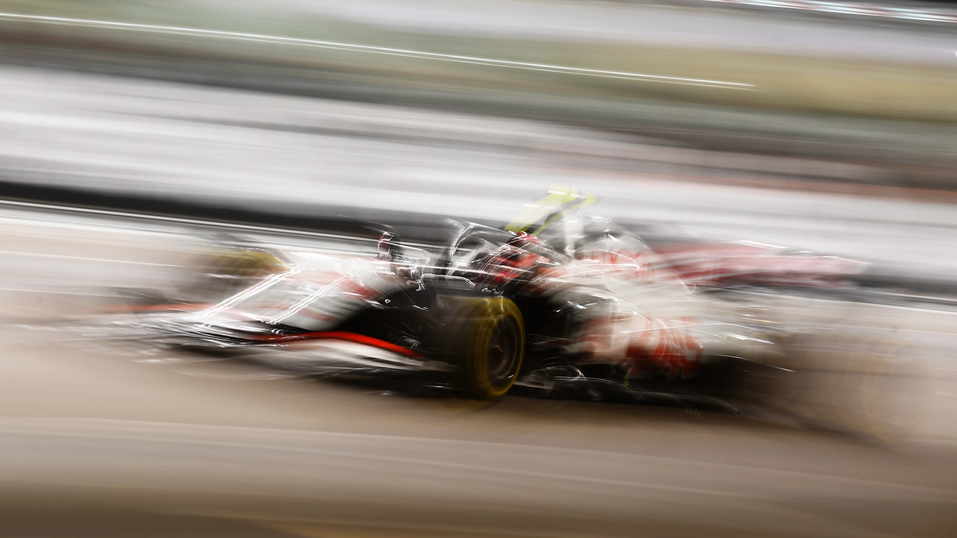 ABU DHABI, UNITED ARAB EMIRATES - DECEMBER 13: Kevin Magnussen of Denmark driving the (20) Haas F1