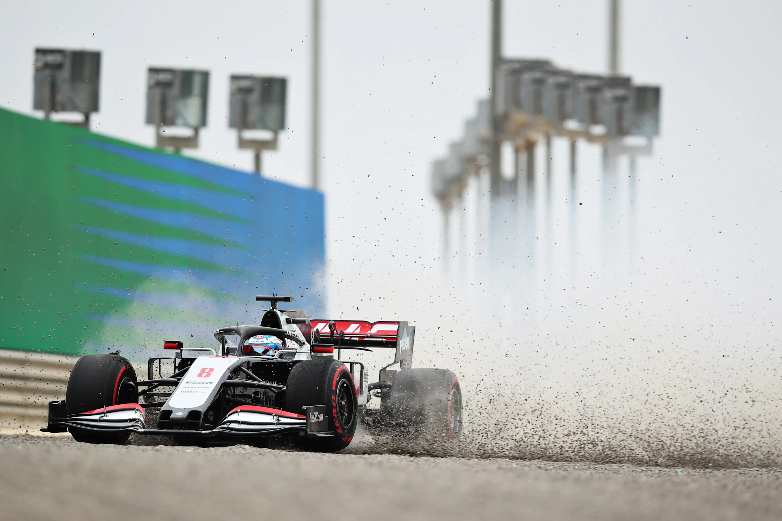 BAHRAIN, BAHRAIN - NOVEMBER 27: Romain Grosjean of France driving the (8) Haas F1 Team VF-20