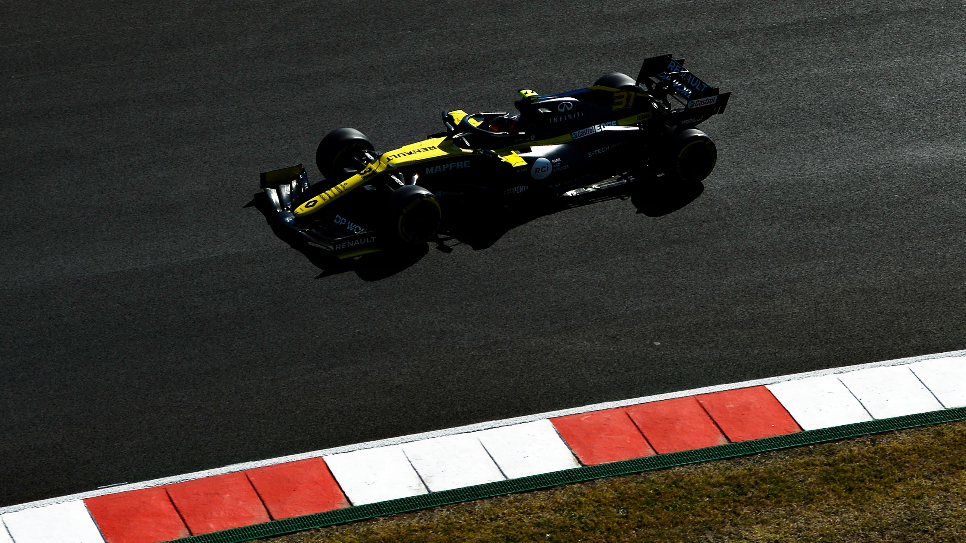 PORTIMAO, PORTUGAL - OCTOBER 24: Esteban Ocon of France driving the (31) Renault Sport Formula One