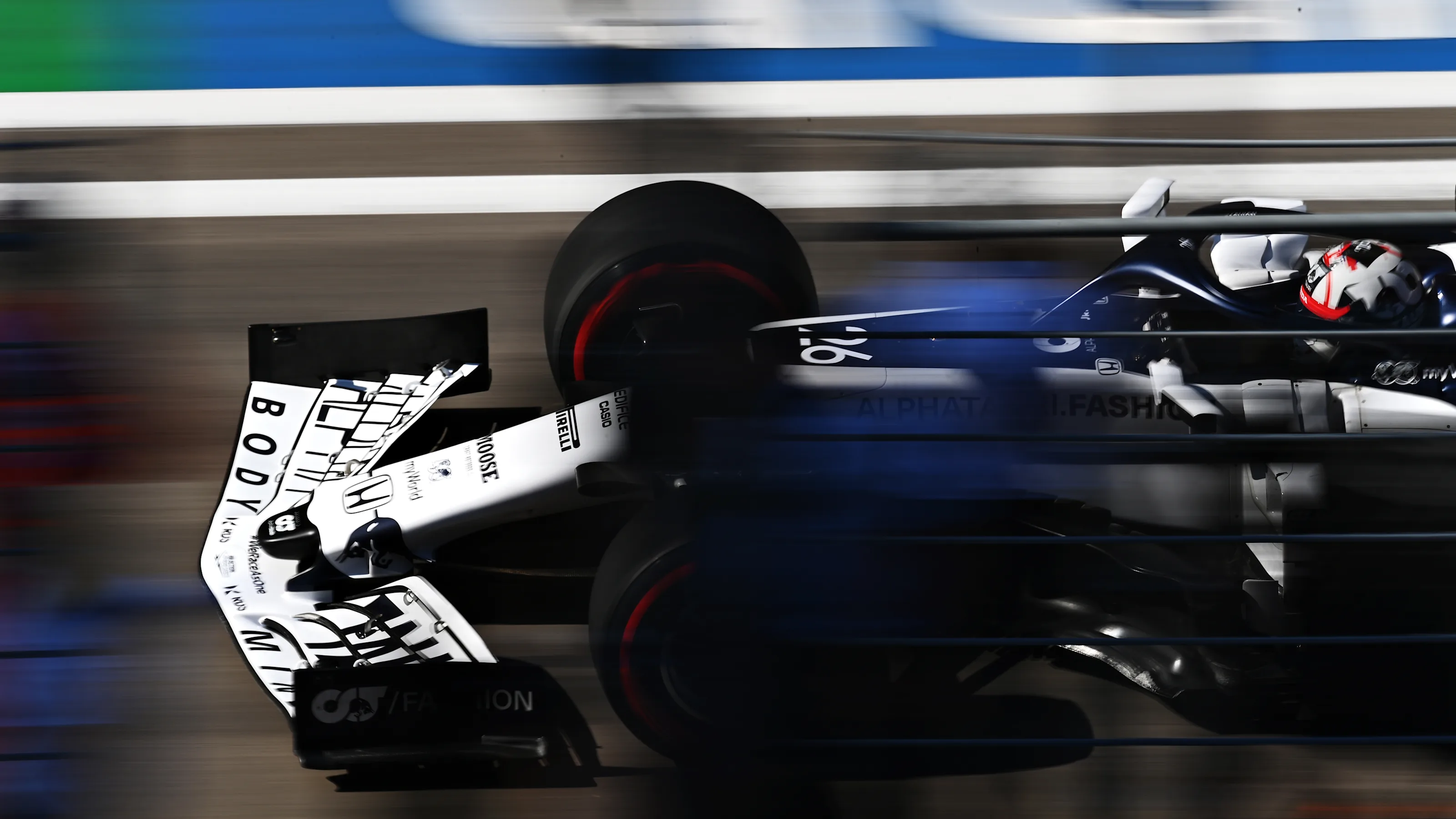 SOCHI, RUSSIA - SEPTEMBER 27: Daniil Kvyat of Russia driving the (26) Scuderia AlphaTauri AT01