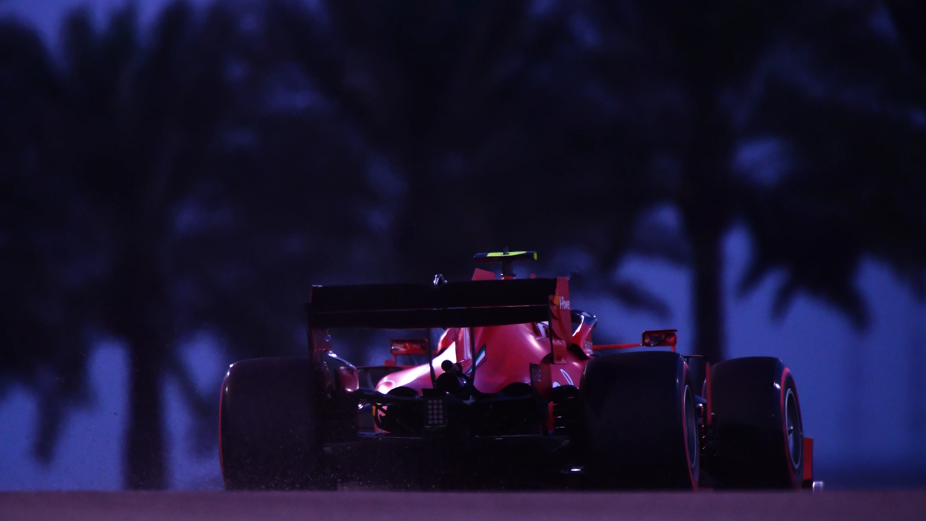BAHRAIN, BAHRAIN - DECEMBER 04: Charles Leclerc of Monaco driving the (16) Scuderia Ferrari SF1000