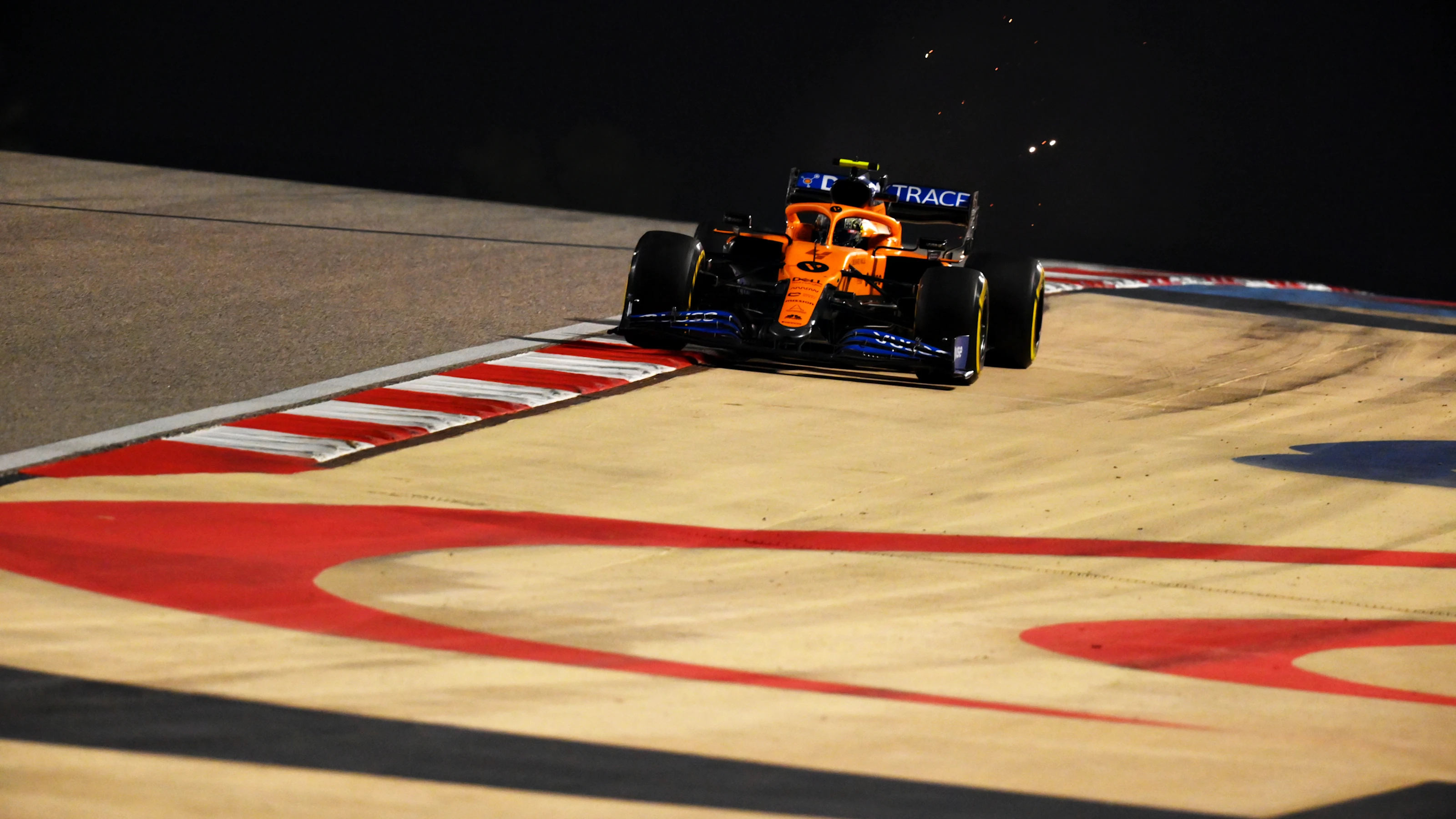 BAHRAIN, BAHRAIN - DECEMBER 06: Lando Norris of Great Britain driving the (4) McLaren F1 Team MCL35
