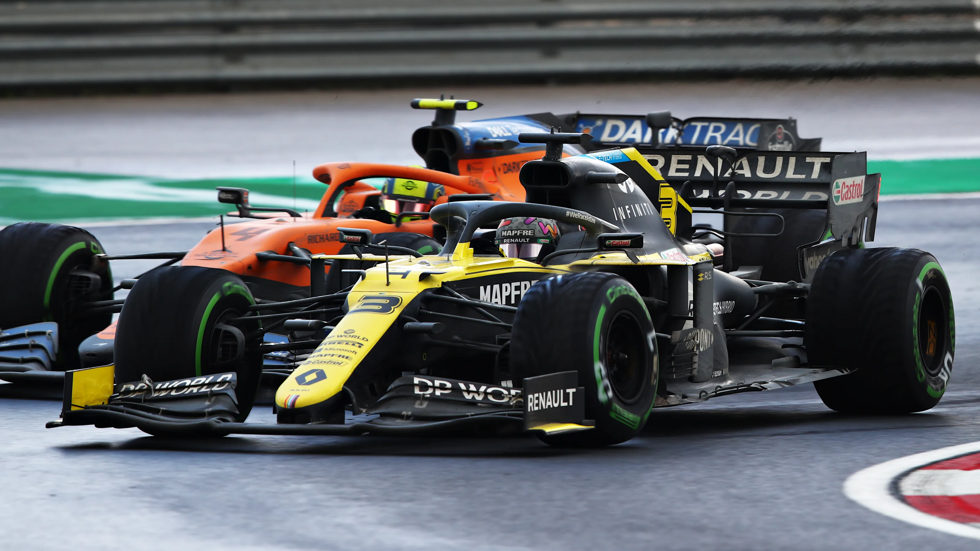ISTANBUL, TURKEY - NOVEMBER 15: Daniel Ricciardo of Australia driving the (3) Renault Sport Formula