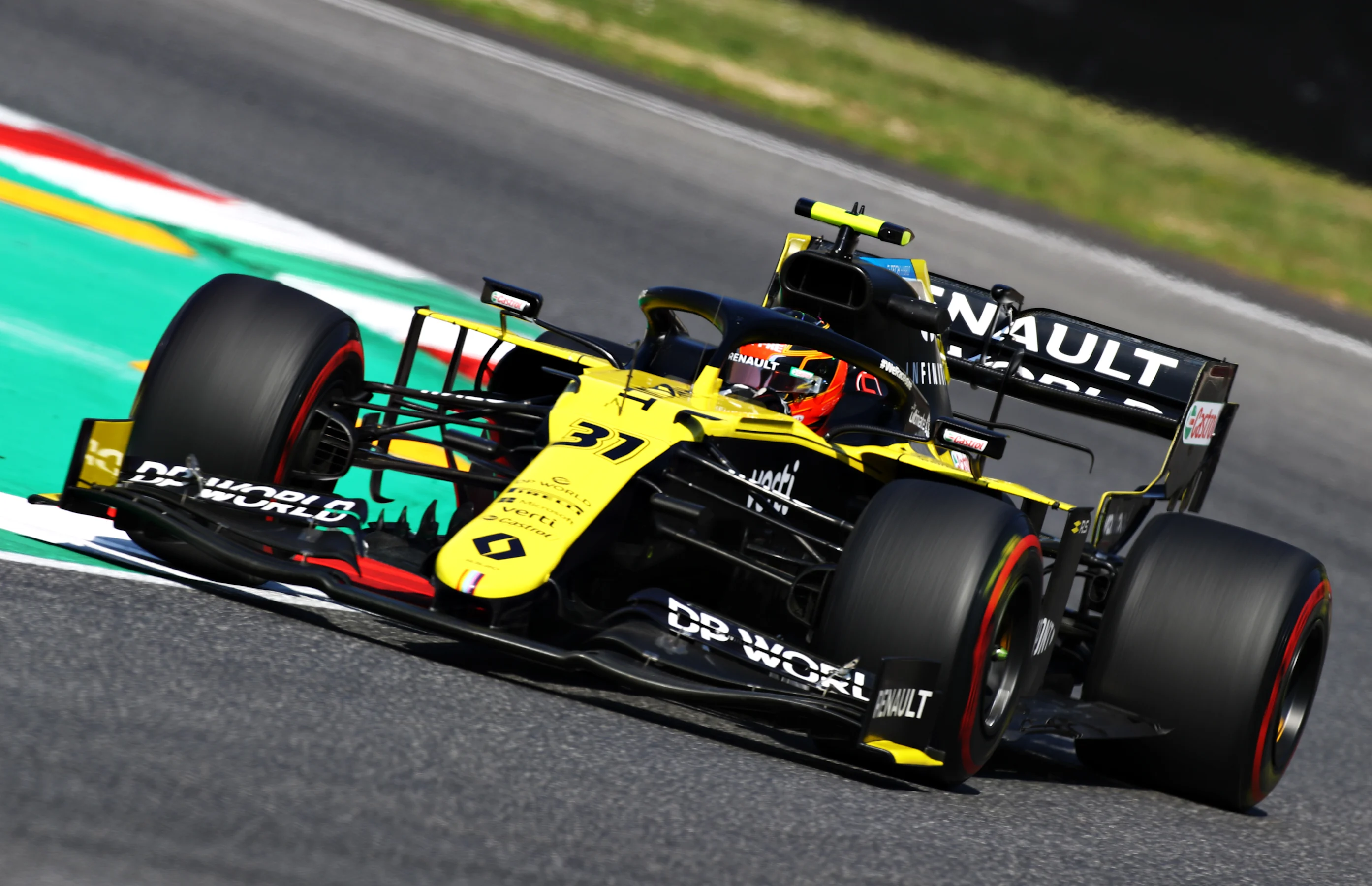 SCARPERIA, ITALY - SEPTEMBER 11: Esteban Ocon of France driving the (31) Renault Sport Formula One