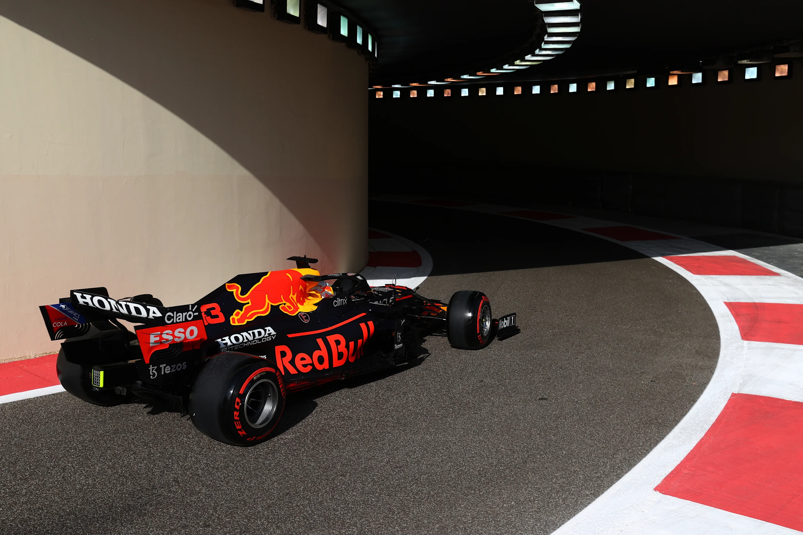 ABU DHABI, UNITED ARAB EMIRATES - DECEMBER 10: Max Verstappen of the Netherlands driving the (33)