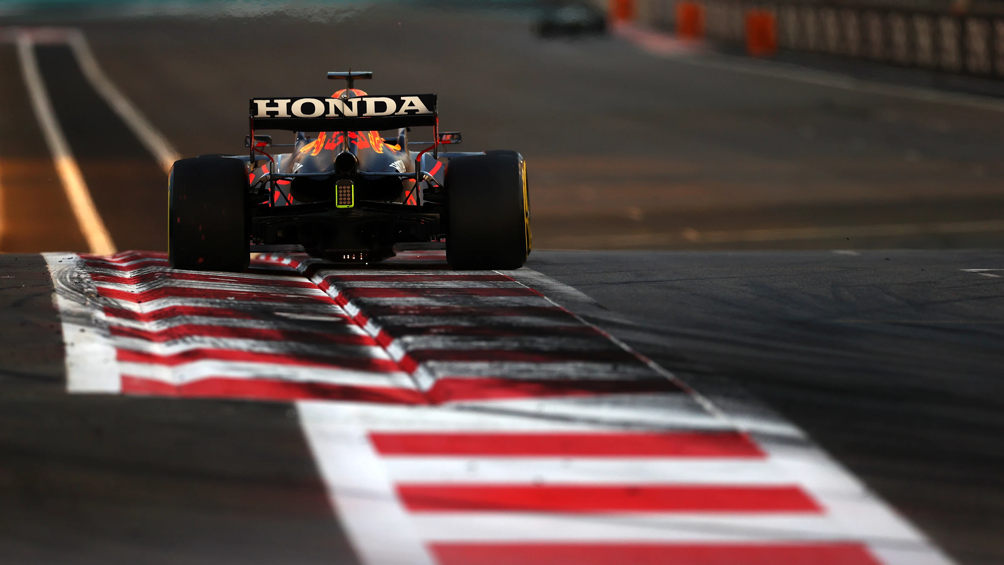 ABU DHABI, UNITED ARAB EMIRATES - DECEMBER 10:Max Verstappen of the Netherlands driving the (33)