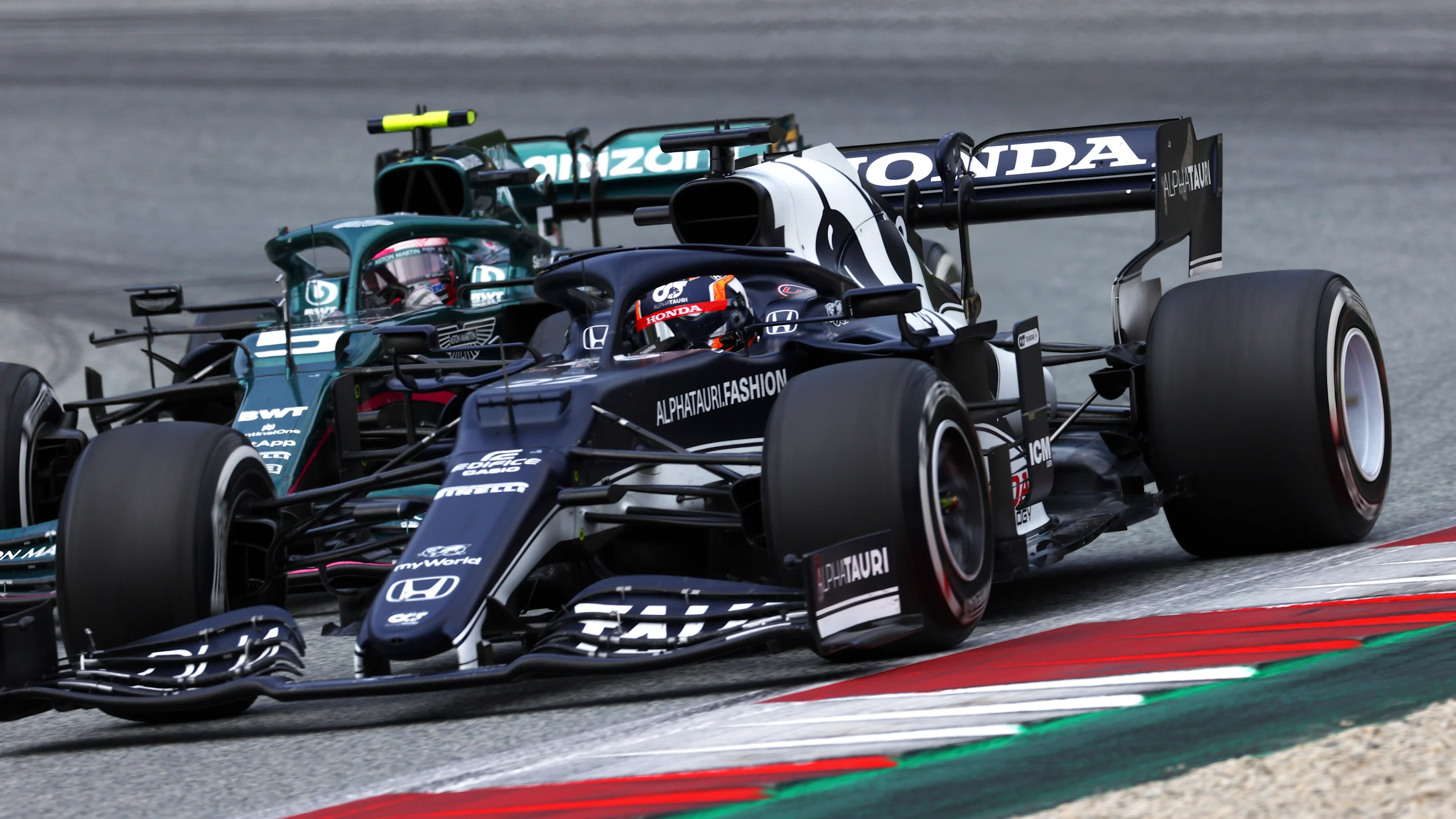 SPIELBERG, AUSTRIA - JULY 04: Yuki Tsunoda of Japan driving the (22) Scuderia AlphaTauri AT02 Honda