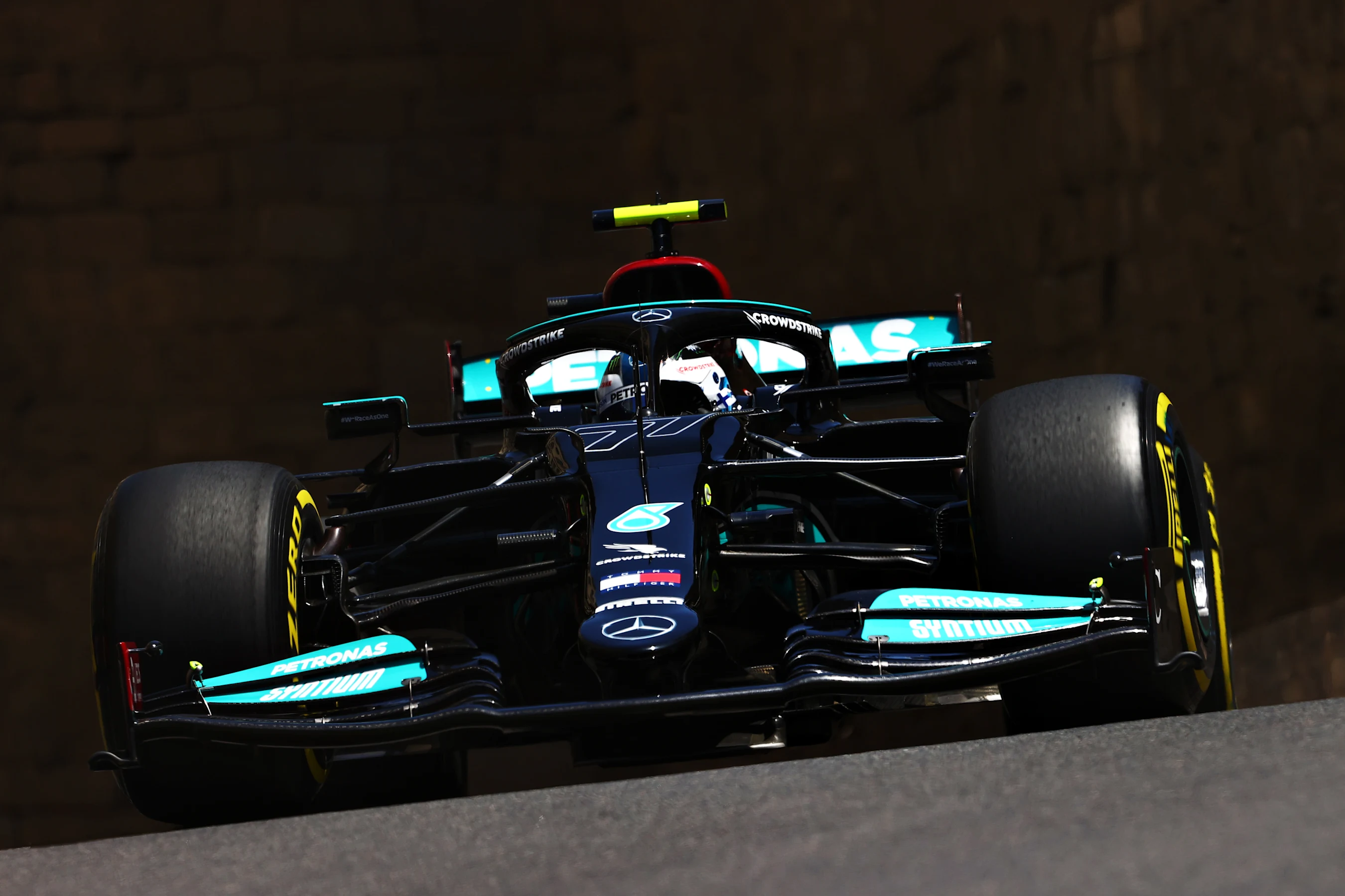 BAKU, AZERBAIJAN - JUNE 05: Valtteri Bottas of Finland driving the (77) Mercedes AMG Petronas F1