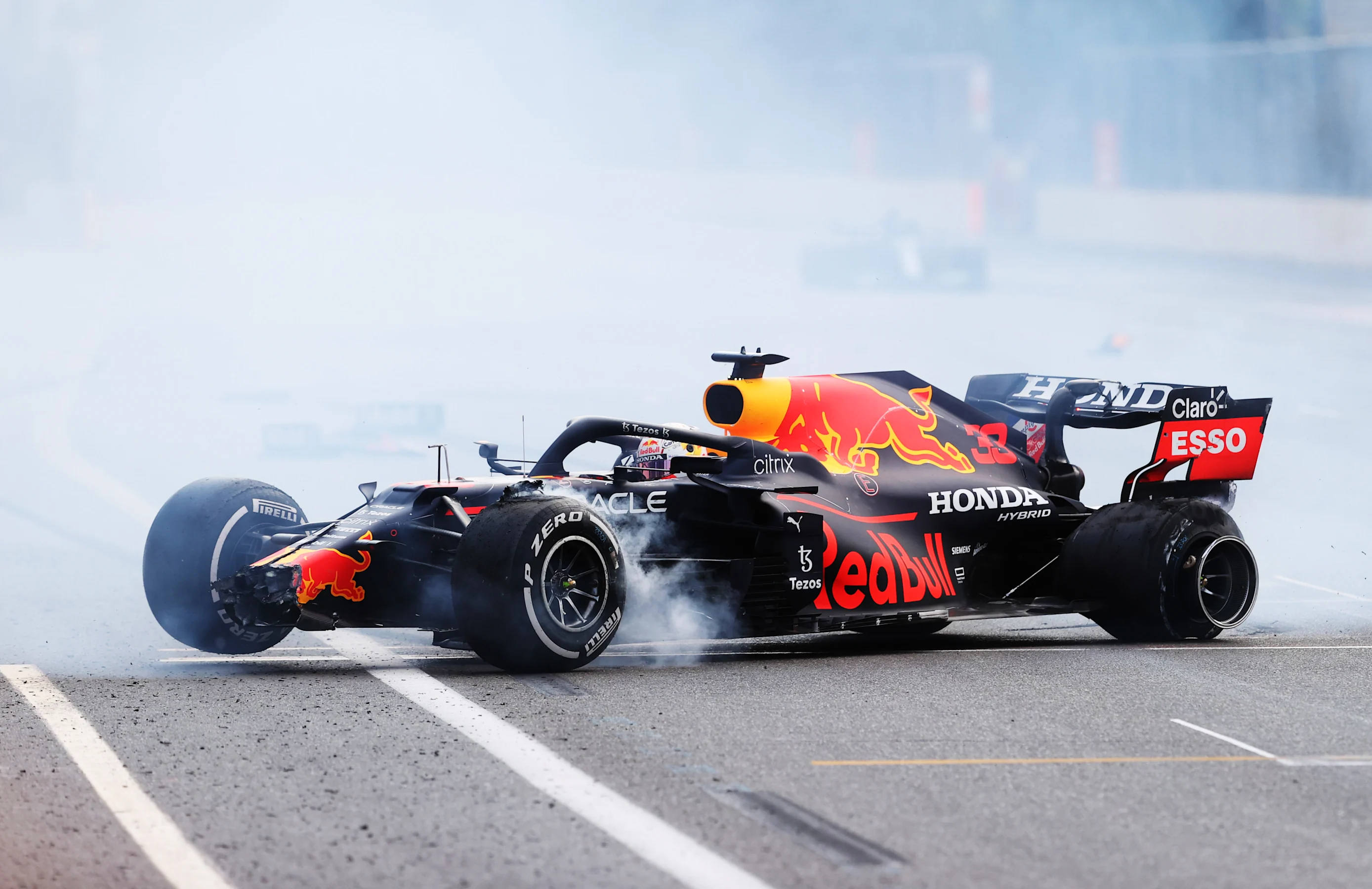 BAKU, AZERBAIJAN - JUNE 06: Max Verstappen of the Netherlands driving the (33) Red Bull Racing