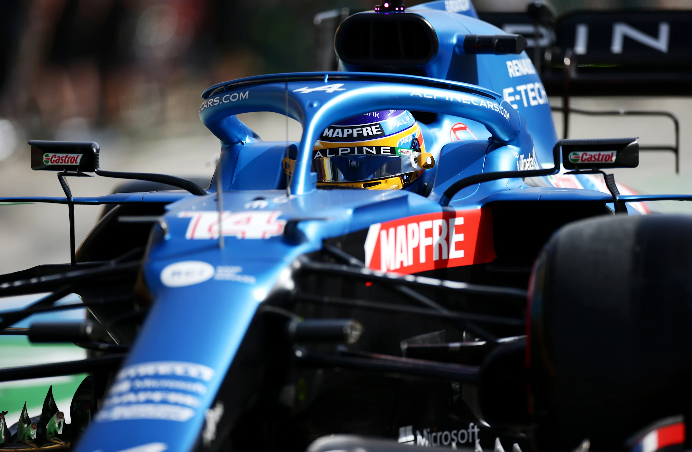 BAHRAIN, BAHRAIN - MARCH 26: Fernando Alonso of Spain driving the (14) Alpine A521 Renault in the