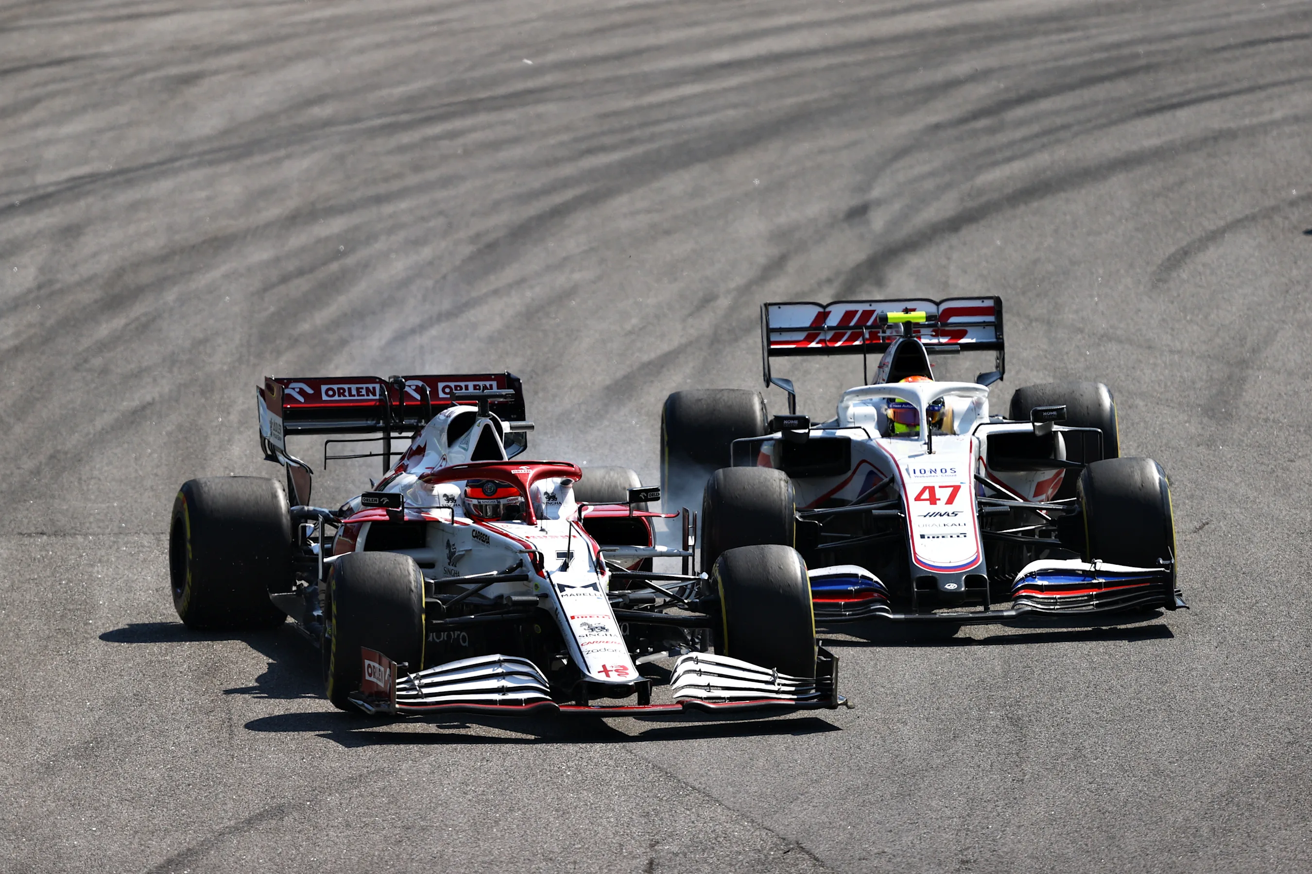 SAO PAULO, BRAZIL - NOVEMBER 14: Mick Schumacher of Germany driving the (47) Haas F1 Team VF-21