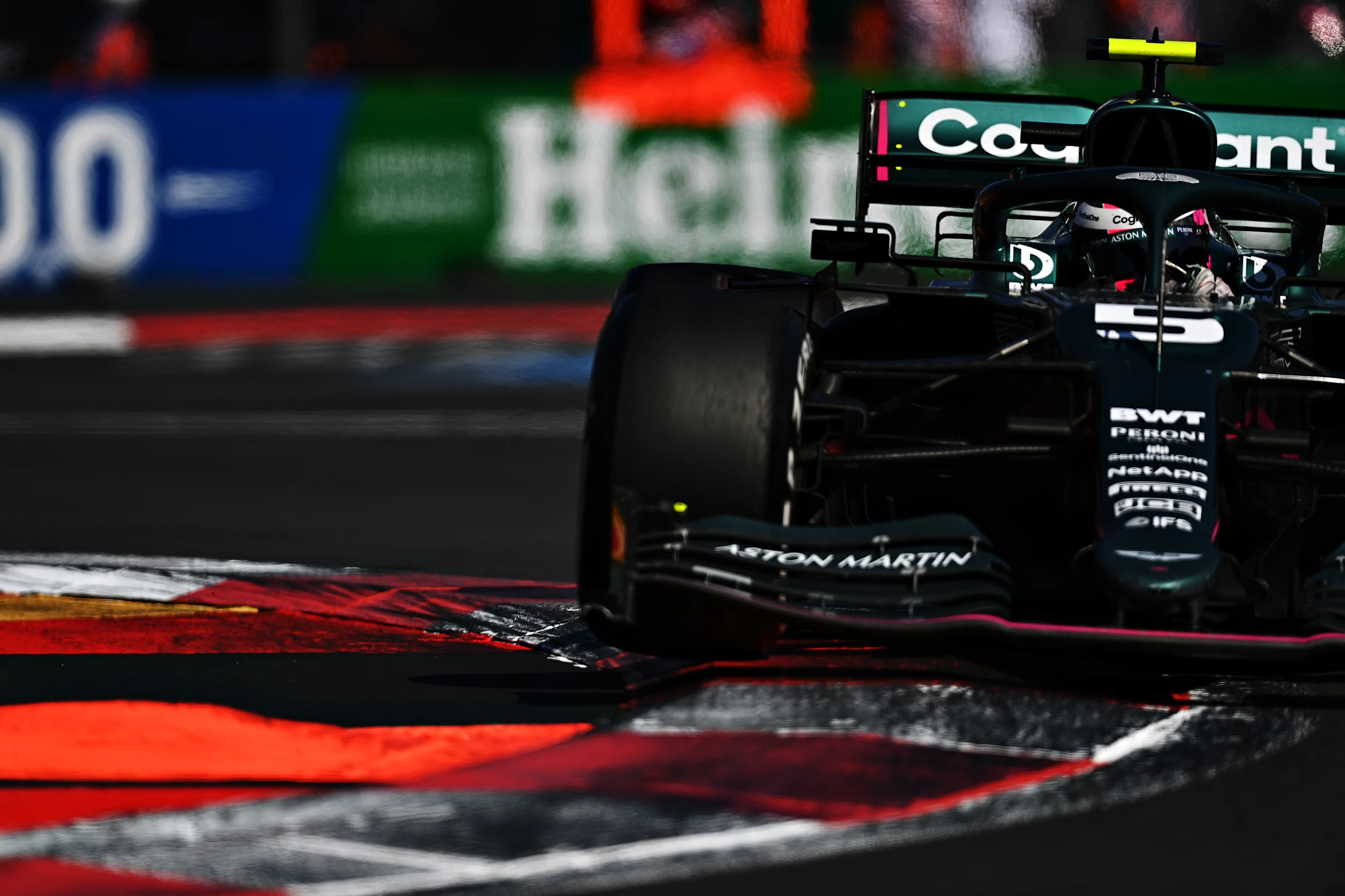 MEXICO CITY, MEXICO - NOVEMBER 07: Sebastian Vettel of Germany driving the (5) Aston Martin AMR21