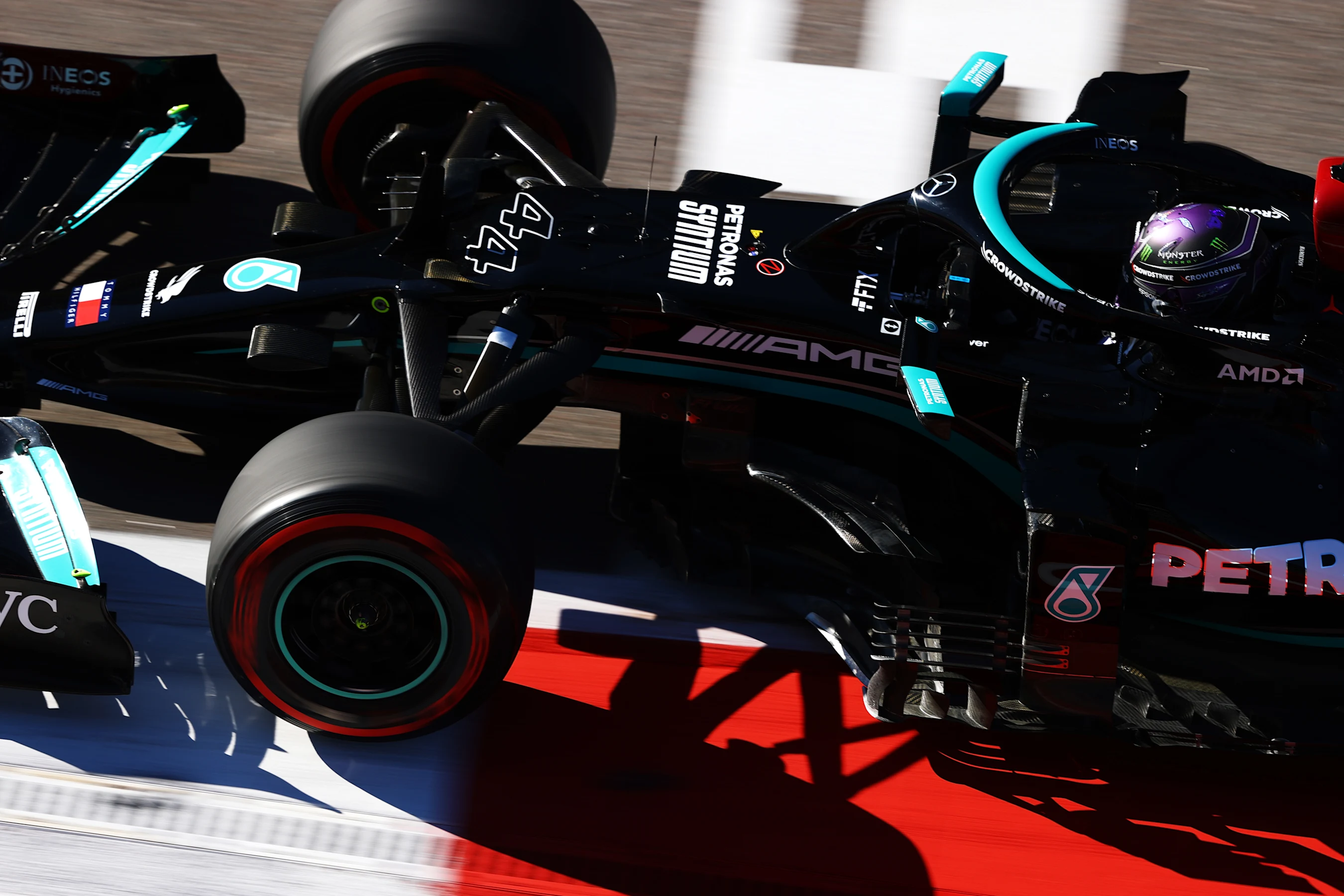 SOCHI, RUSSIA - SEPTEMBER 24: Lewis Hamilton of Great Britain driving the (44) Mercedes AMG