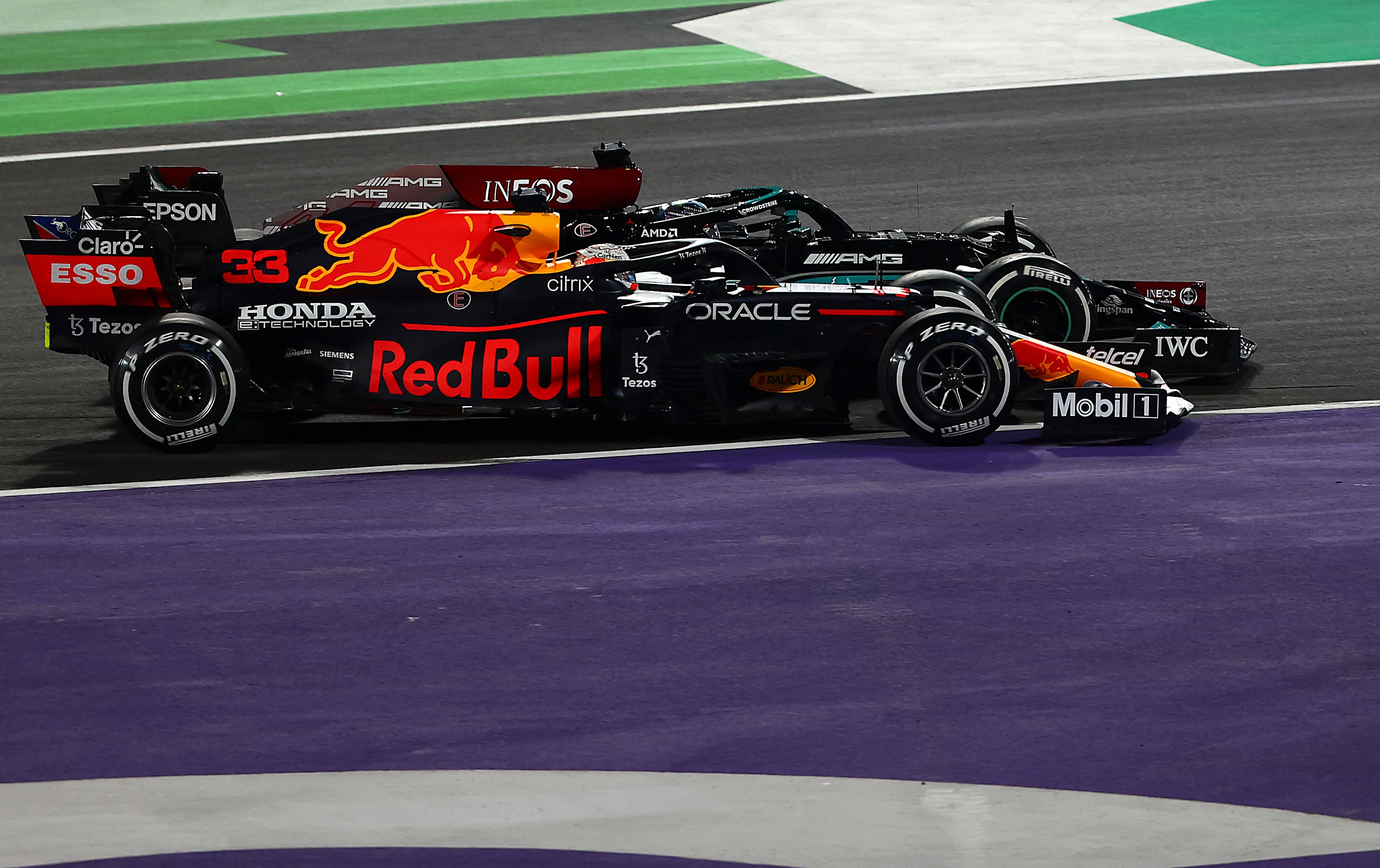 JEDDAH, SAUDI ARABIA - DECEMBER 05: Max Verstappen of the Netherlands driving the (33) Red Bull