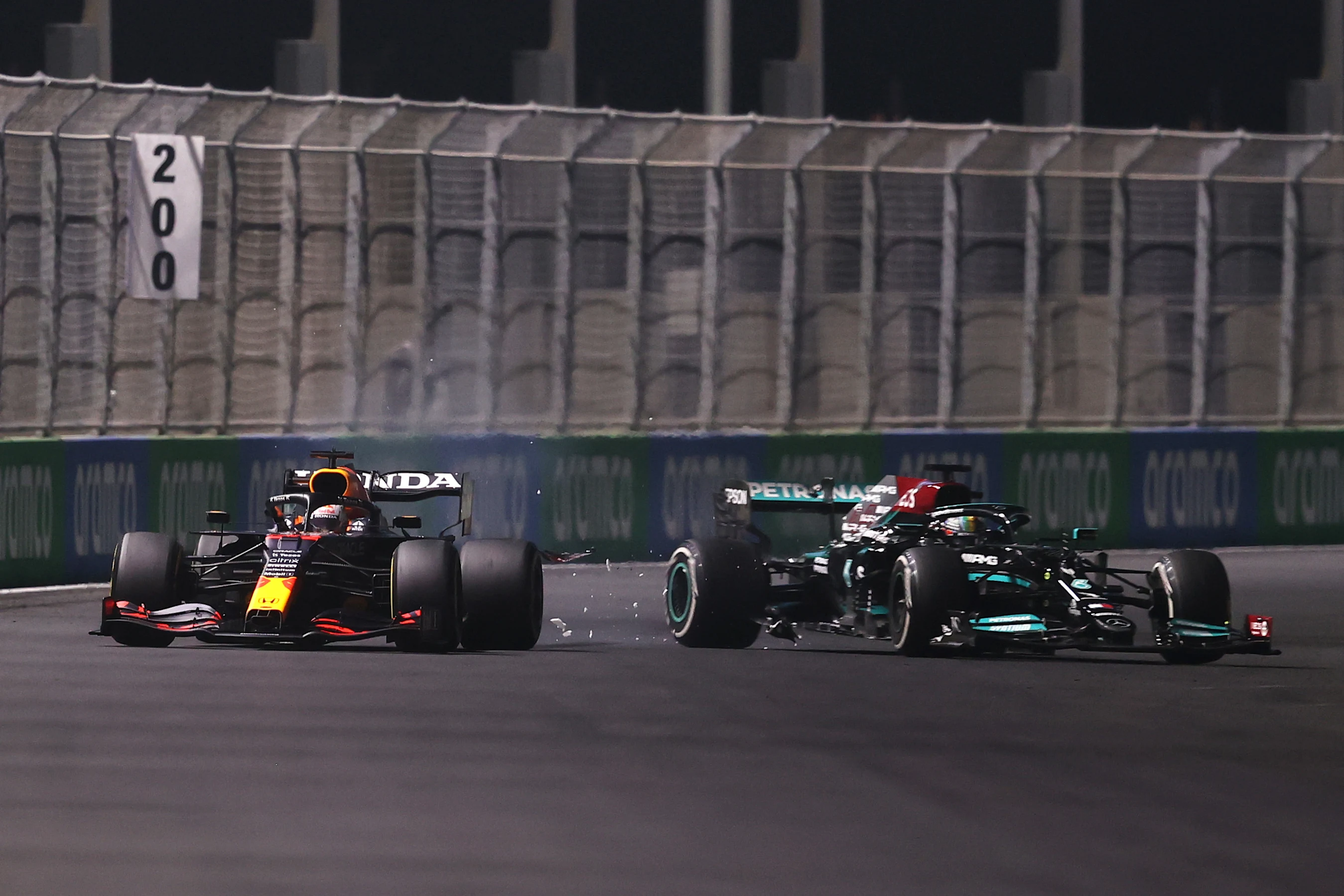 JEDDAH, SAUDI ARABIA - DECEMBER 05: Max Verstappen of the Netherlands driving the (33) Red Bull