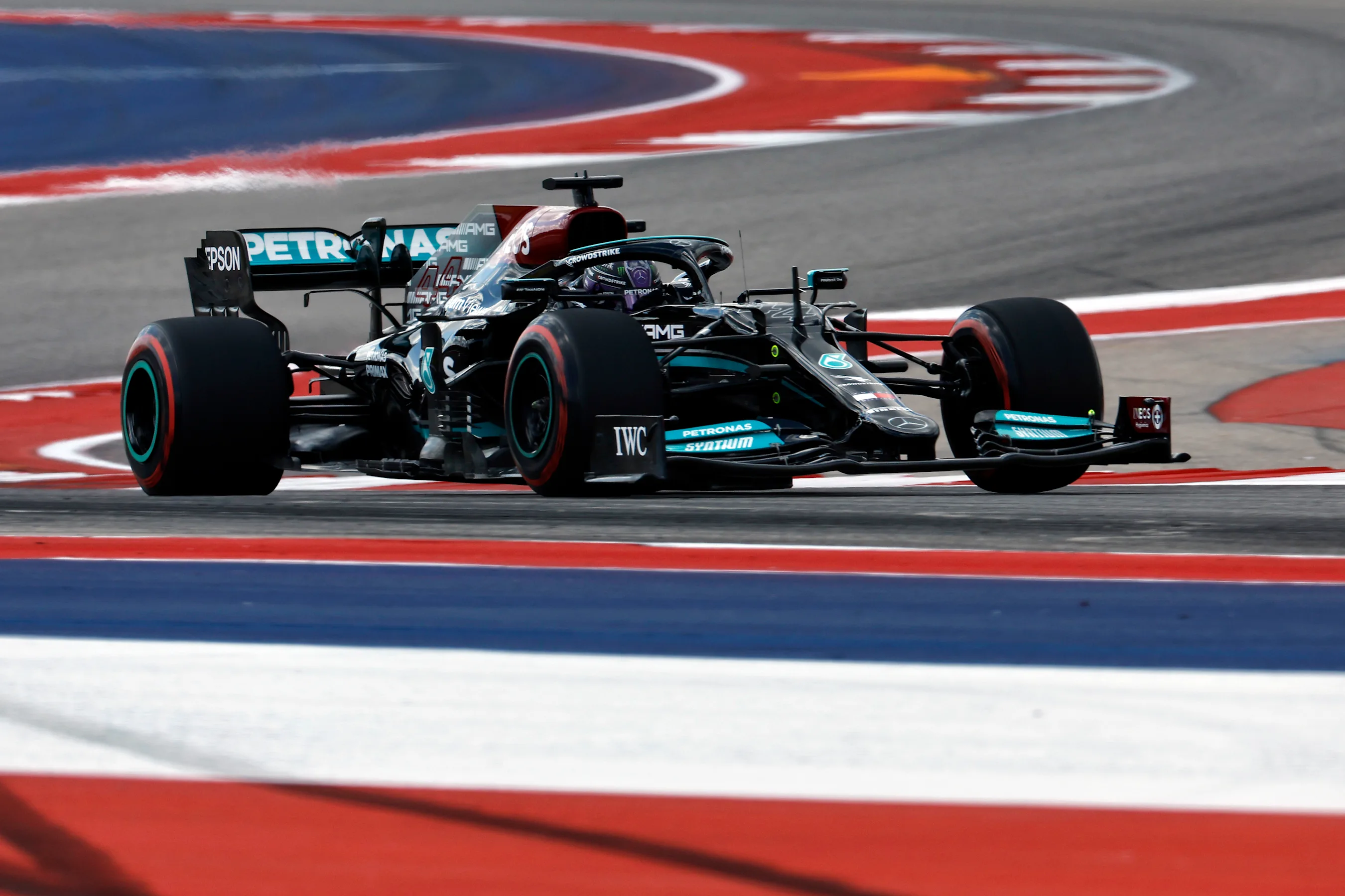AUSTIN, TEXAS - OCTOBER 22: Lewis Hamilton of Great Britain driving the (44) Mercedes AMG Petronas