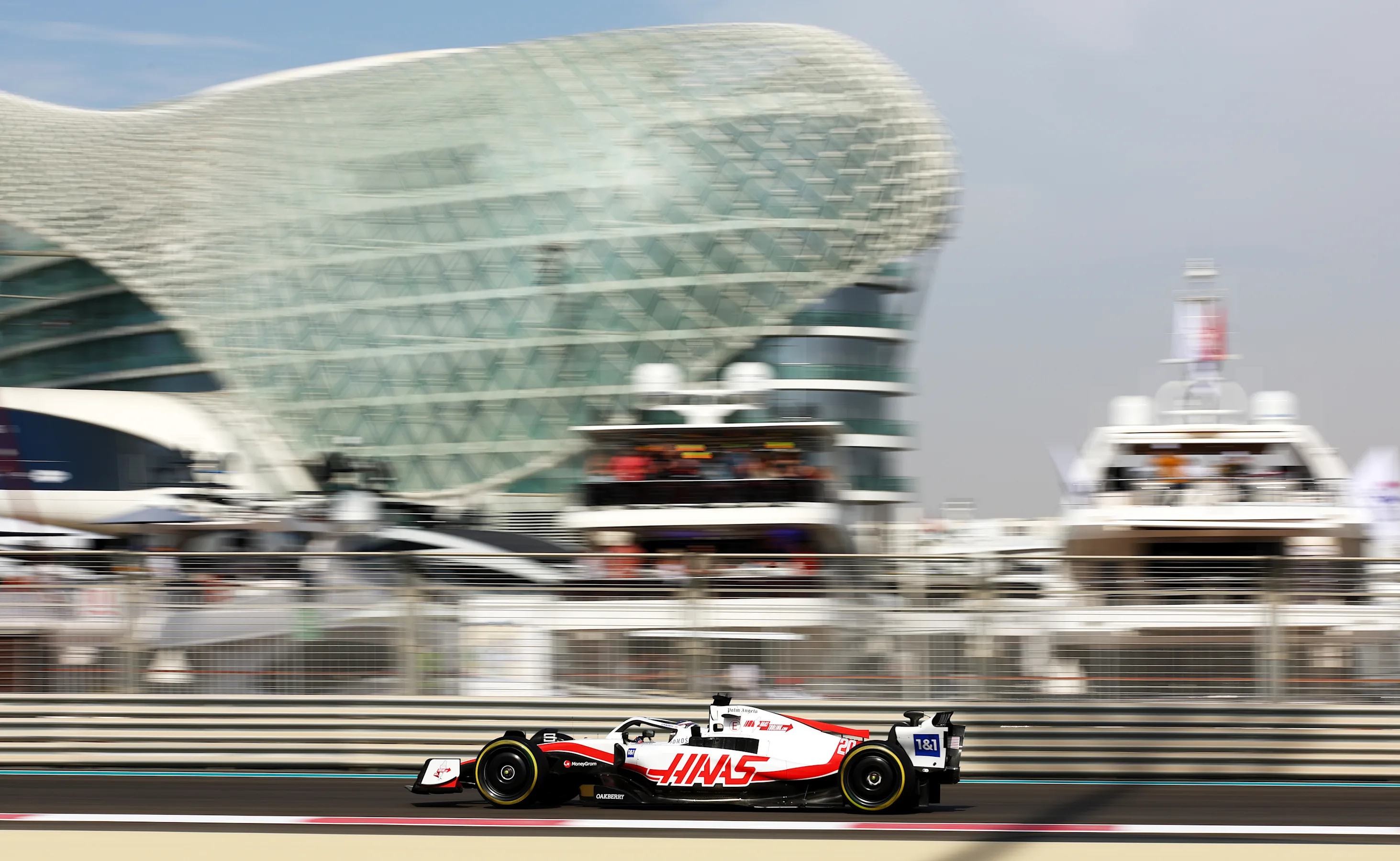 ABU DHABI, UNITED ARAB EMIRATES - NOVEMBER 18: Kevin Magnussen of Denmark driving the (20) Haas F1