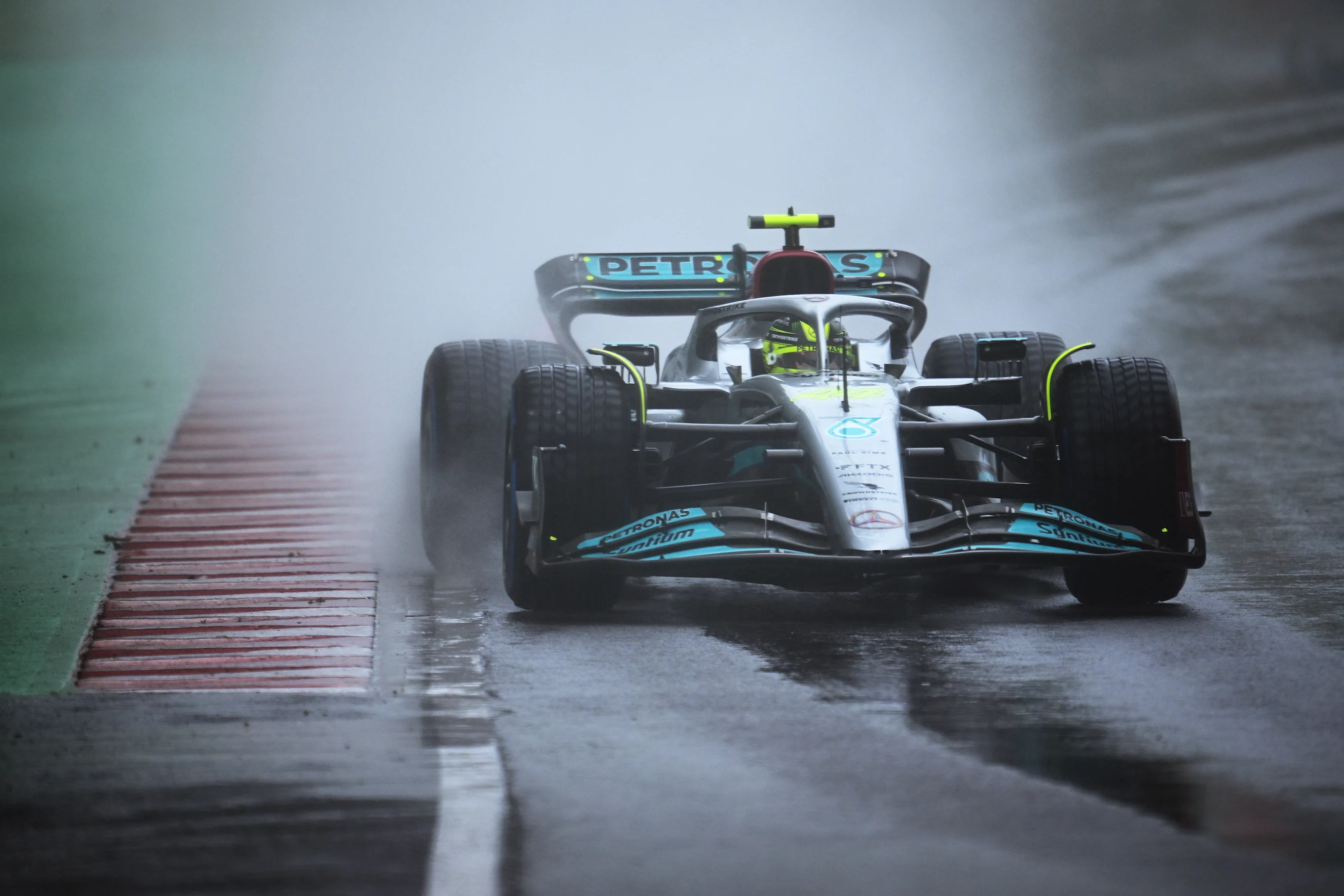 MONTREAL, QUEBEC - JUNE 18: Lewis Hamilton of Great Britain driving the (44) Mercedes AMG Petronas