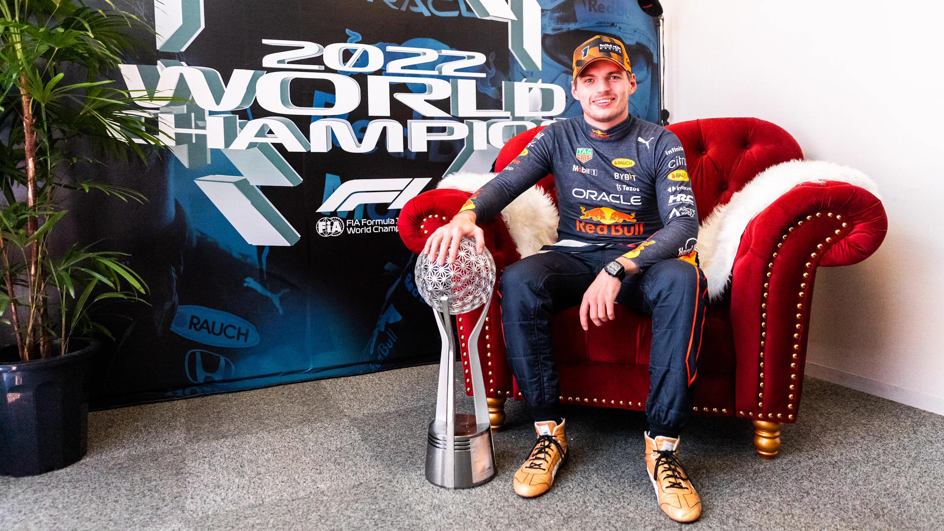 SUZUKA, JAPAN - OCTOBER 09: Race winner and 2022 F1 World Drivers Champion Max Verstappen of
