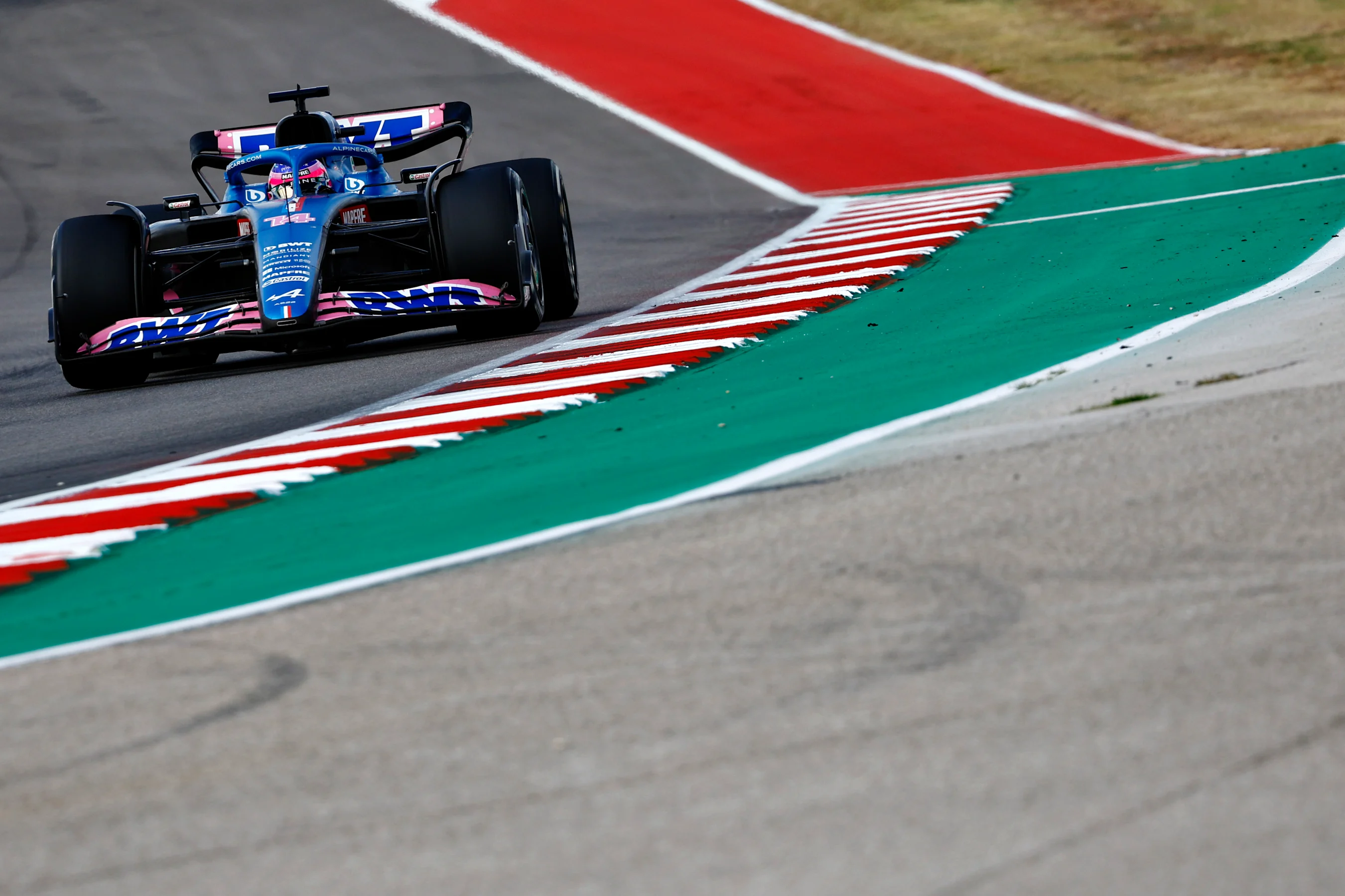 AUSTIN, TEXAS - OCTOBER 23: Fernando Alonso of Spain driving the (14) Alpine F1 A522 Renault on