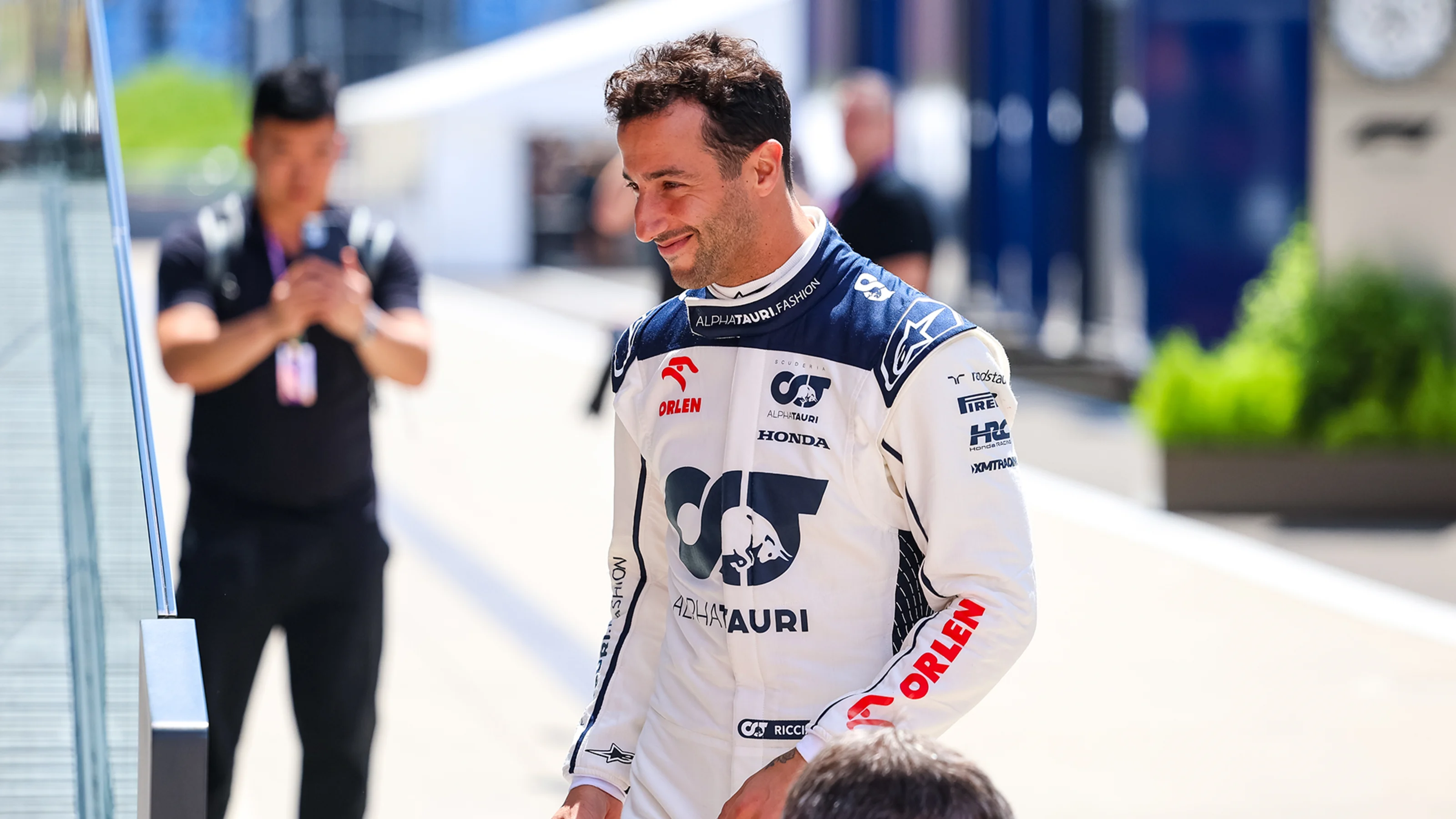ricciardo-hungary-paddock-2023-2.png