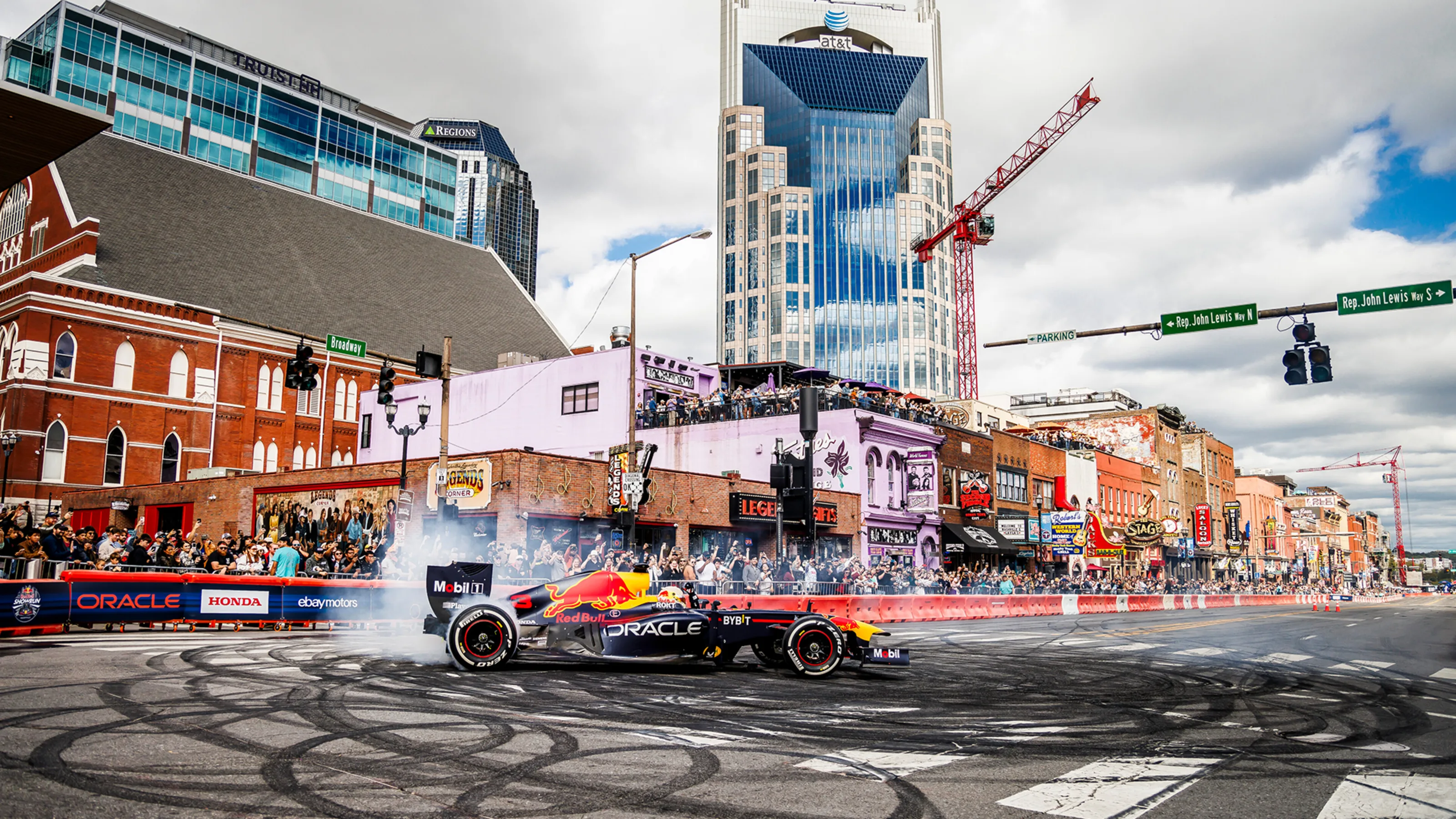 ricciardo-nashville-8.png