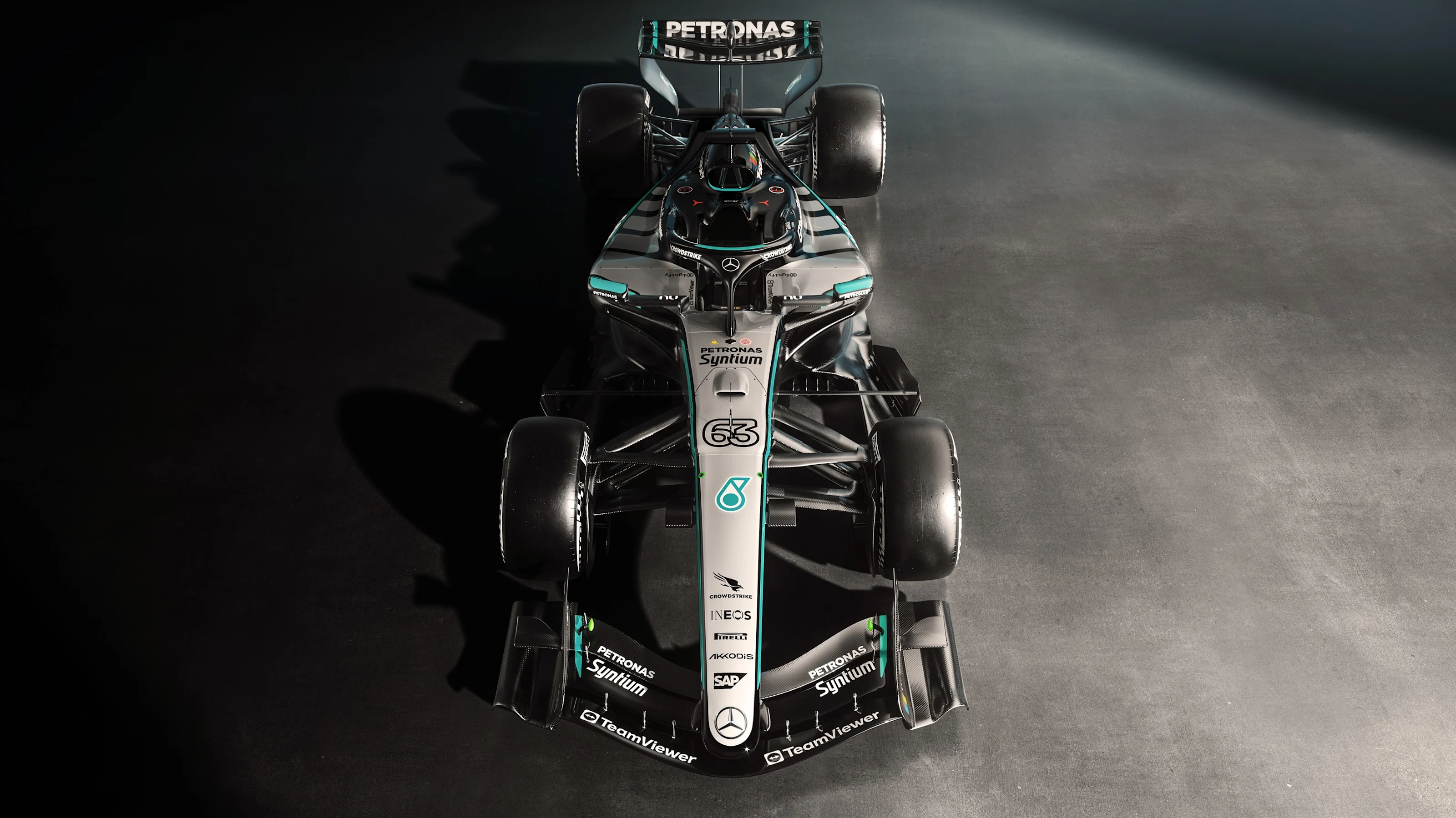 Mercedes-AMG%20F1%20W17%20E%20PERFORMANCE%20-%20GR%202.jpg