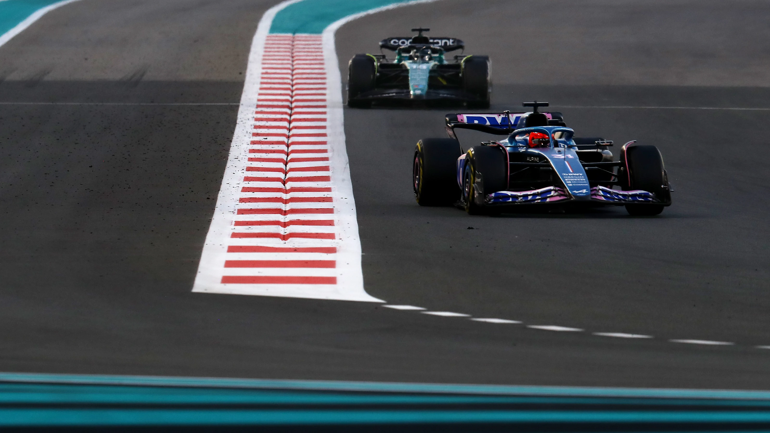 ABU DHABI, UNITED ARAB EMIRATES - NOVEMBER 26: Esteban Ocon of France driving the (31) Alpine F1