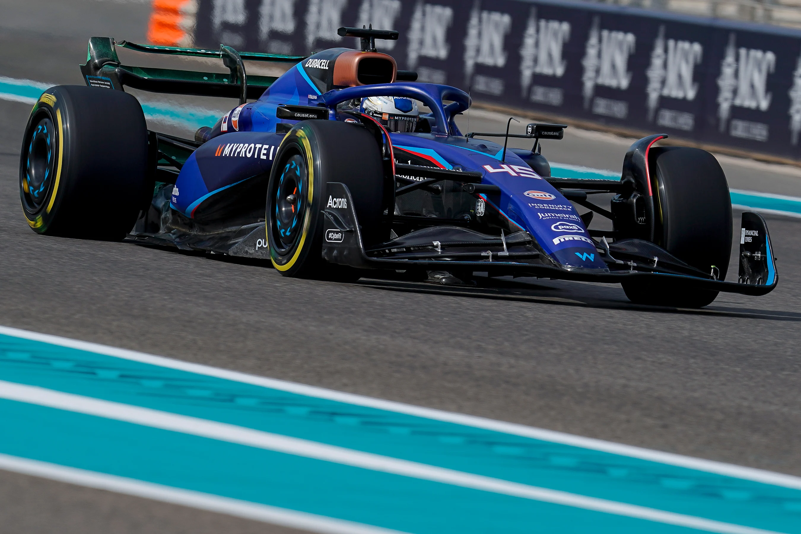 ABU DHABI, UNITED ARAB EMIRATES - NOVEMBER 24: Zak O'Sullivan of Great Britain and Williams Racing