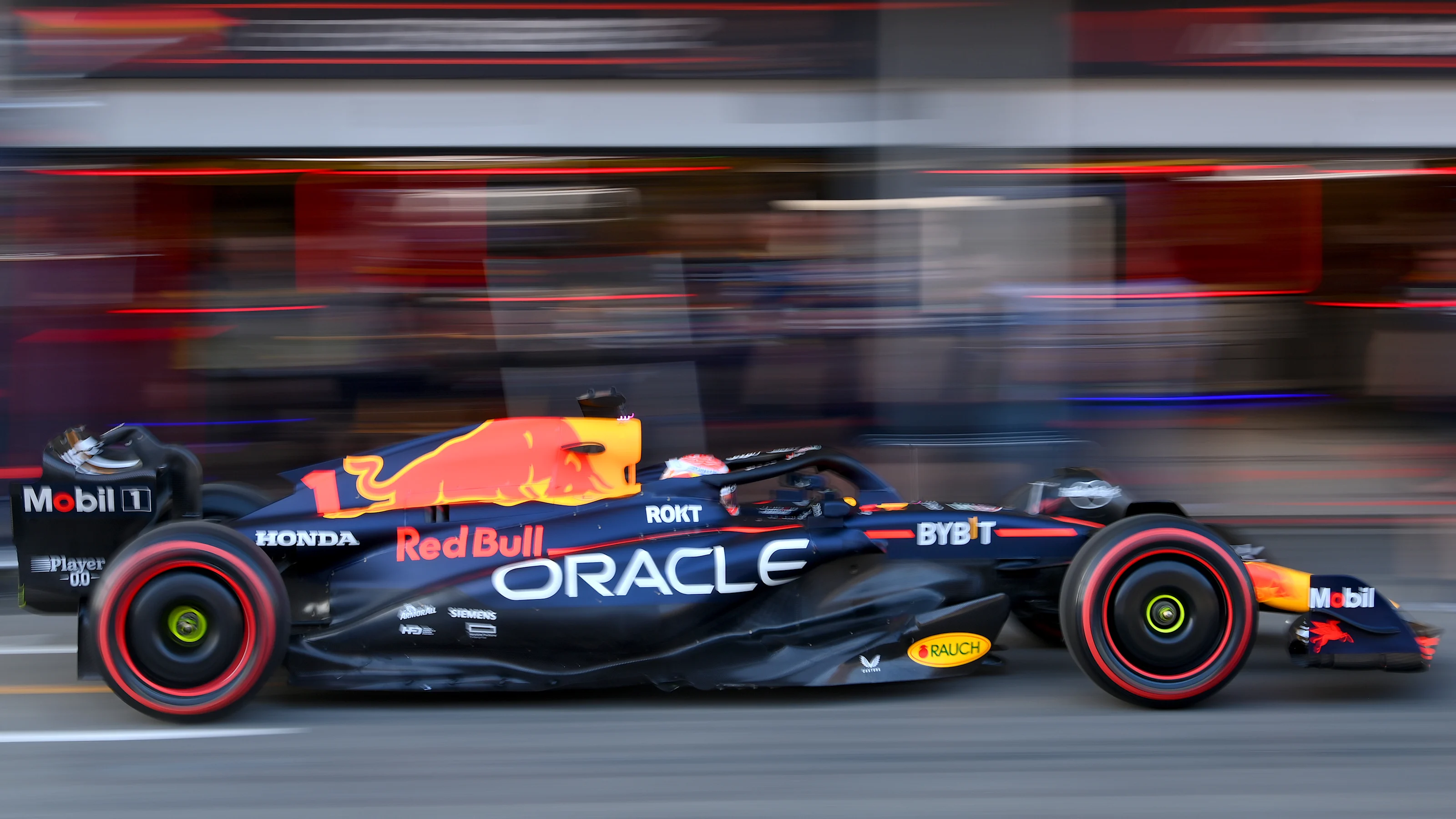 BAKU, AZERBAIJAN - APRIL 28: Max Verstappen of the Netherlands driving the (1) Oracle Red Bull