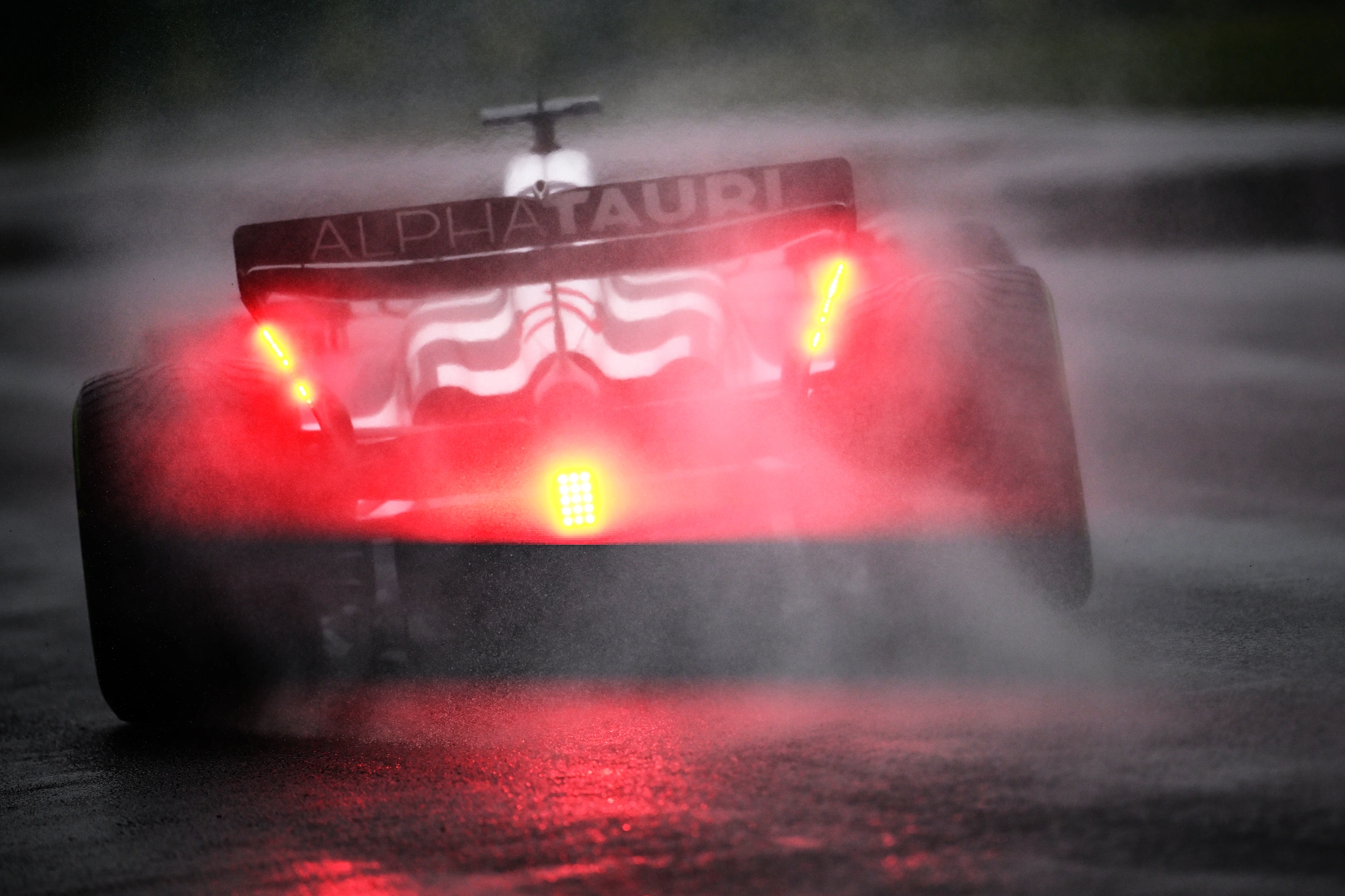 MONTREAL, QUEBEC - JUNE 17: Nyck de Vries of Netherlands driving the (21) Scuderia AlphaTauri AT04