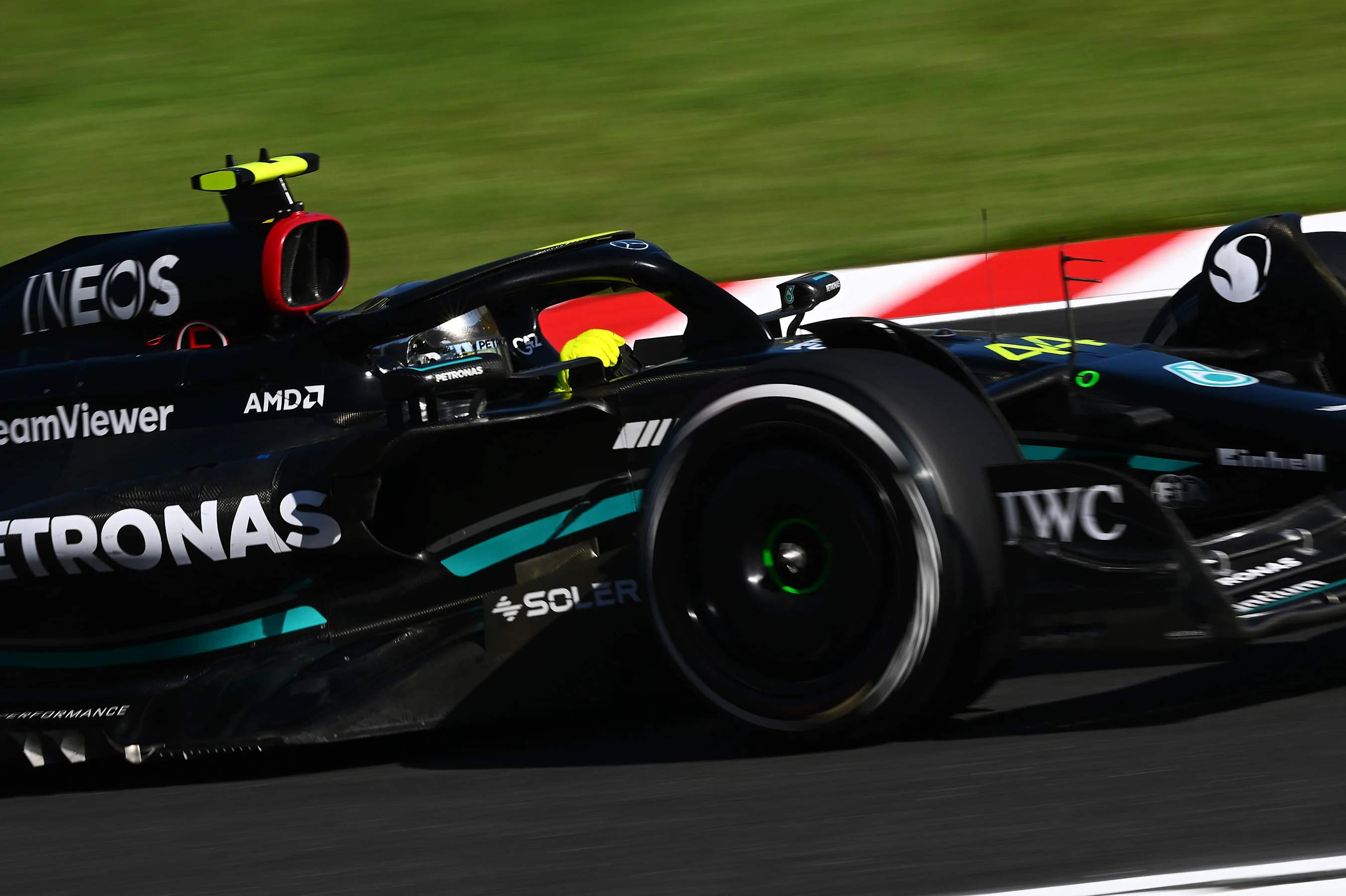 SUZUKA, JAPAN - SEPTEMBER 24: Lewis Hamilton of Great Britain driving the (44) Mercedes AMG