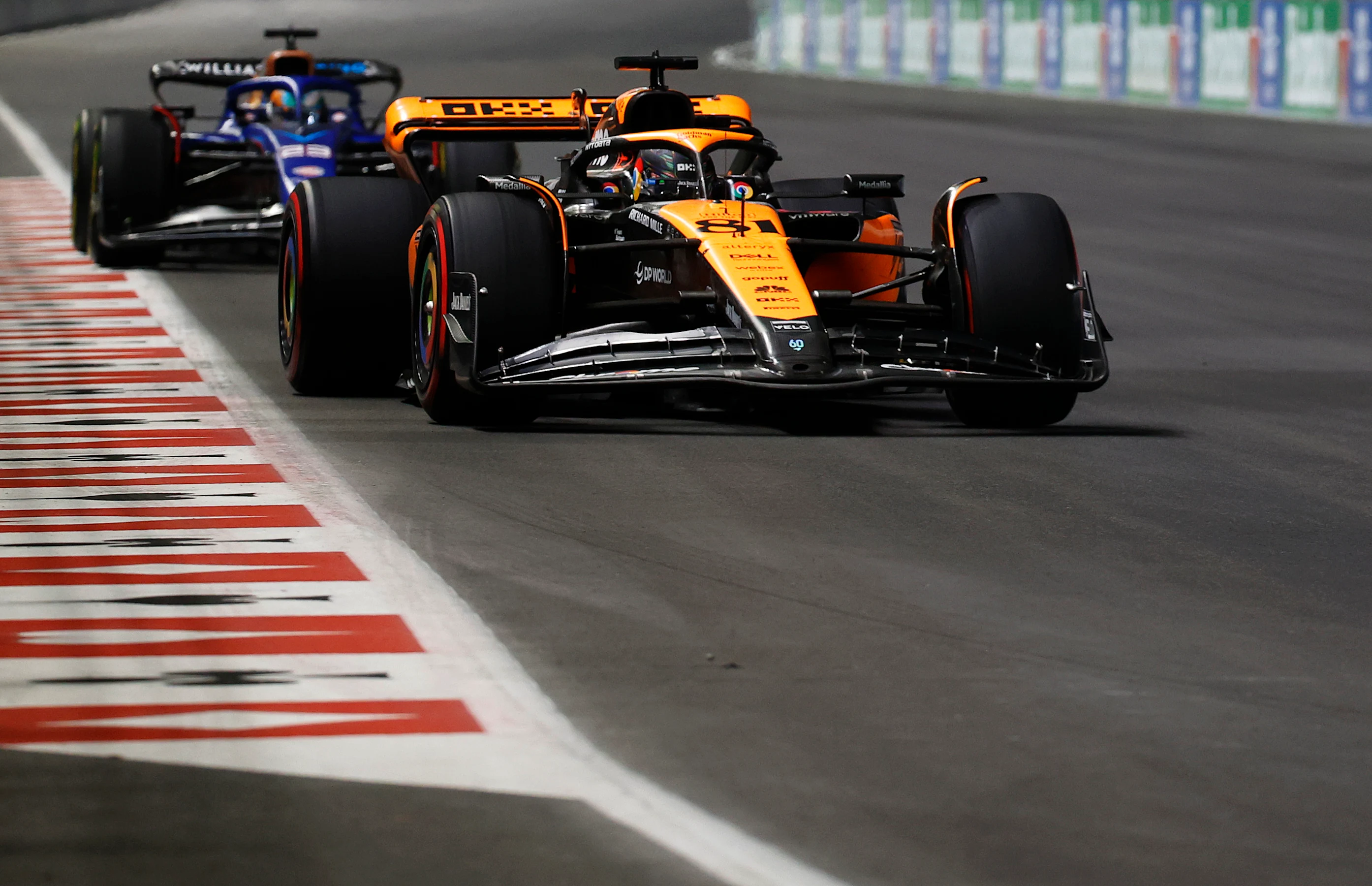LAS VEGAS, NEVADA - NOVEMBER 17: Oscar Piastri of Australia driving the (81) McLaren MCL60 Mercedes