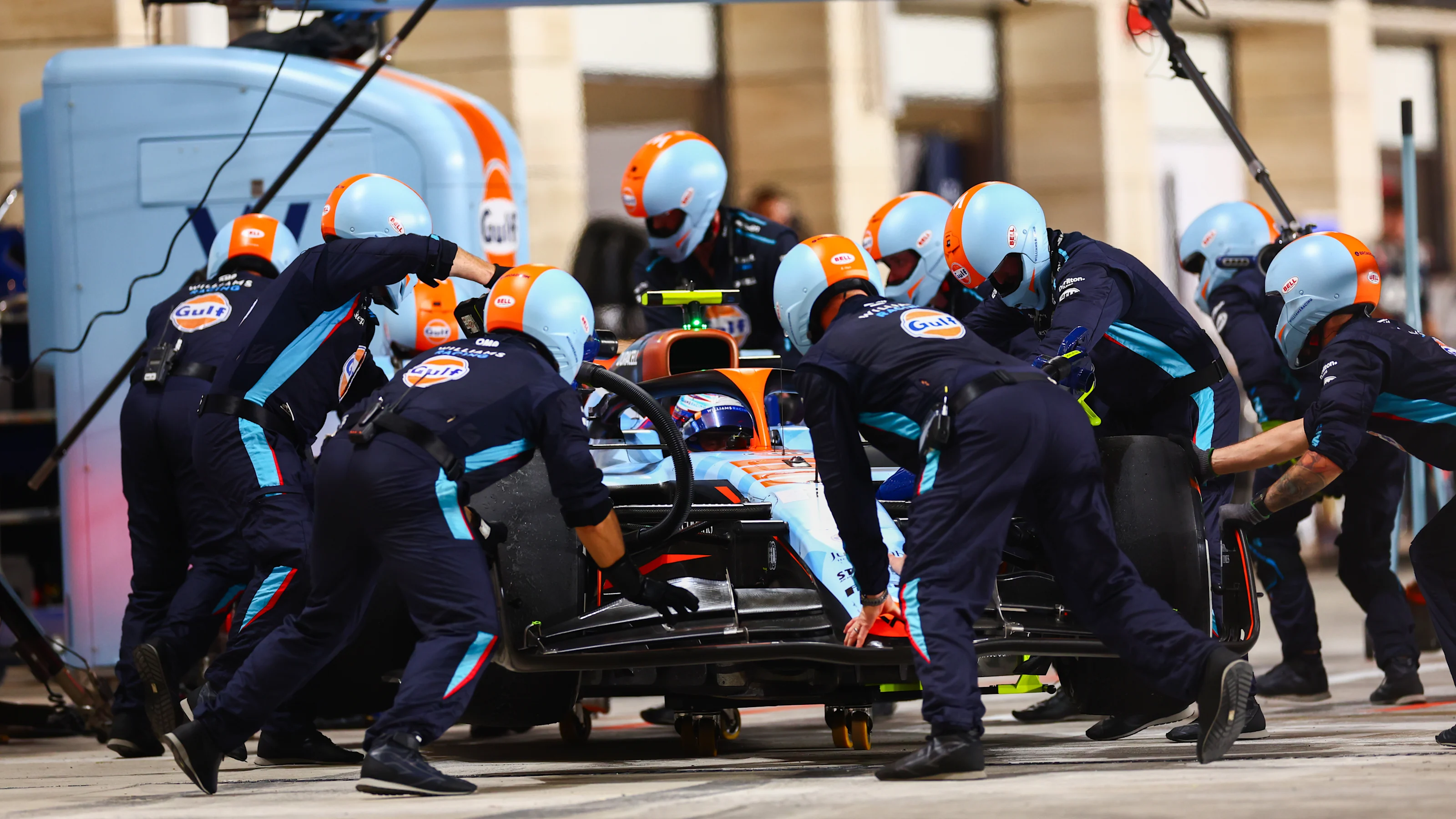 LUSAIL CITY, QATAR - OCTOBER 08: Logan Sargeant of United States and Williams retires from the race