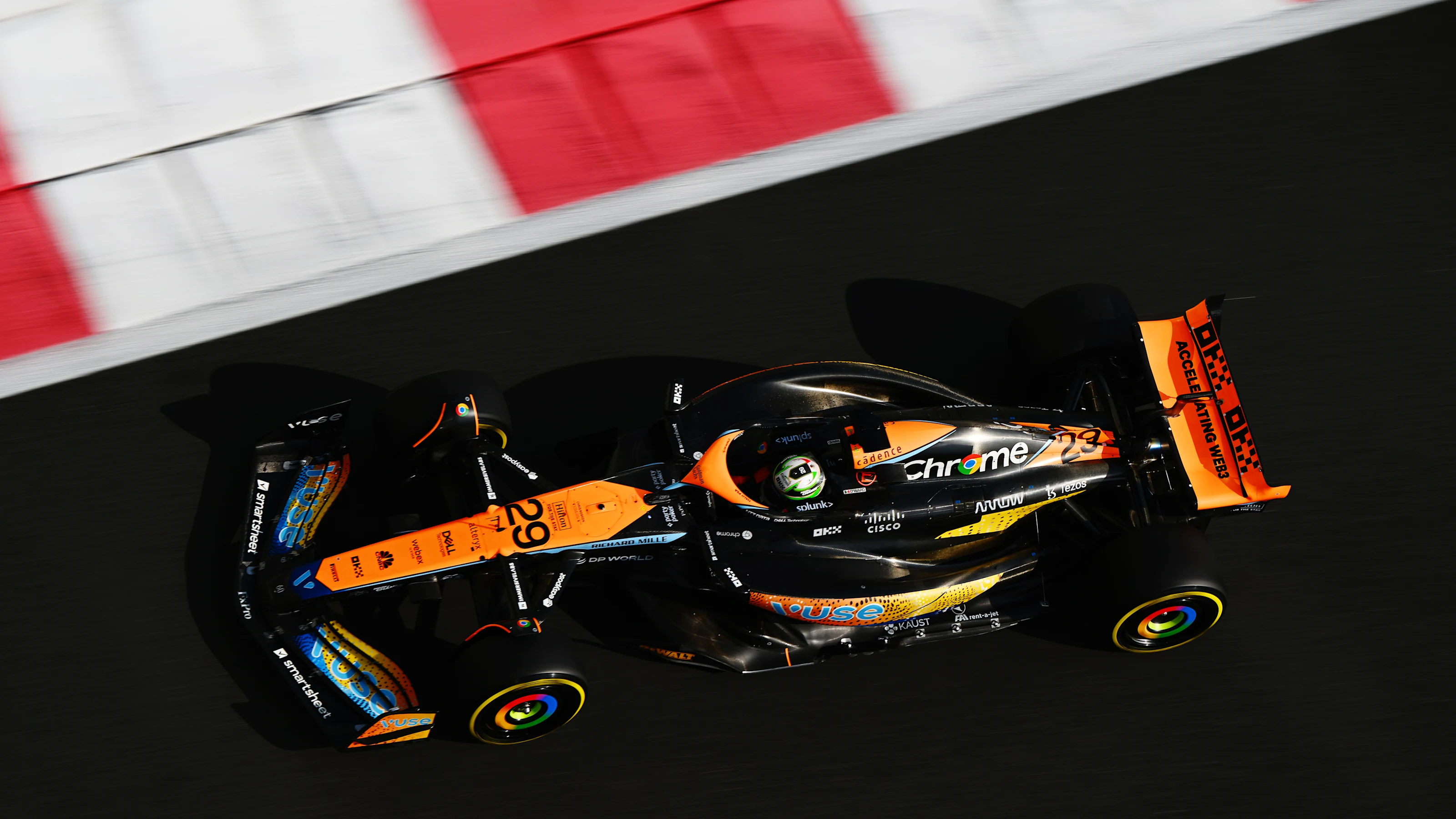 ABU DHABI, UNITED ARAB EMIRATES - NOVEMBER 28: Pato O'Ward of Mexico driving the (29) McLaren MCL60