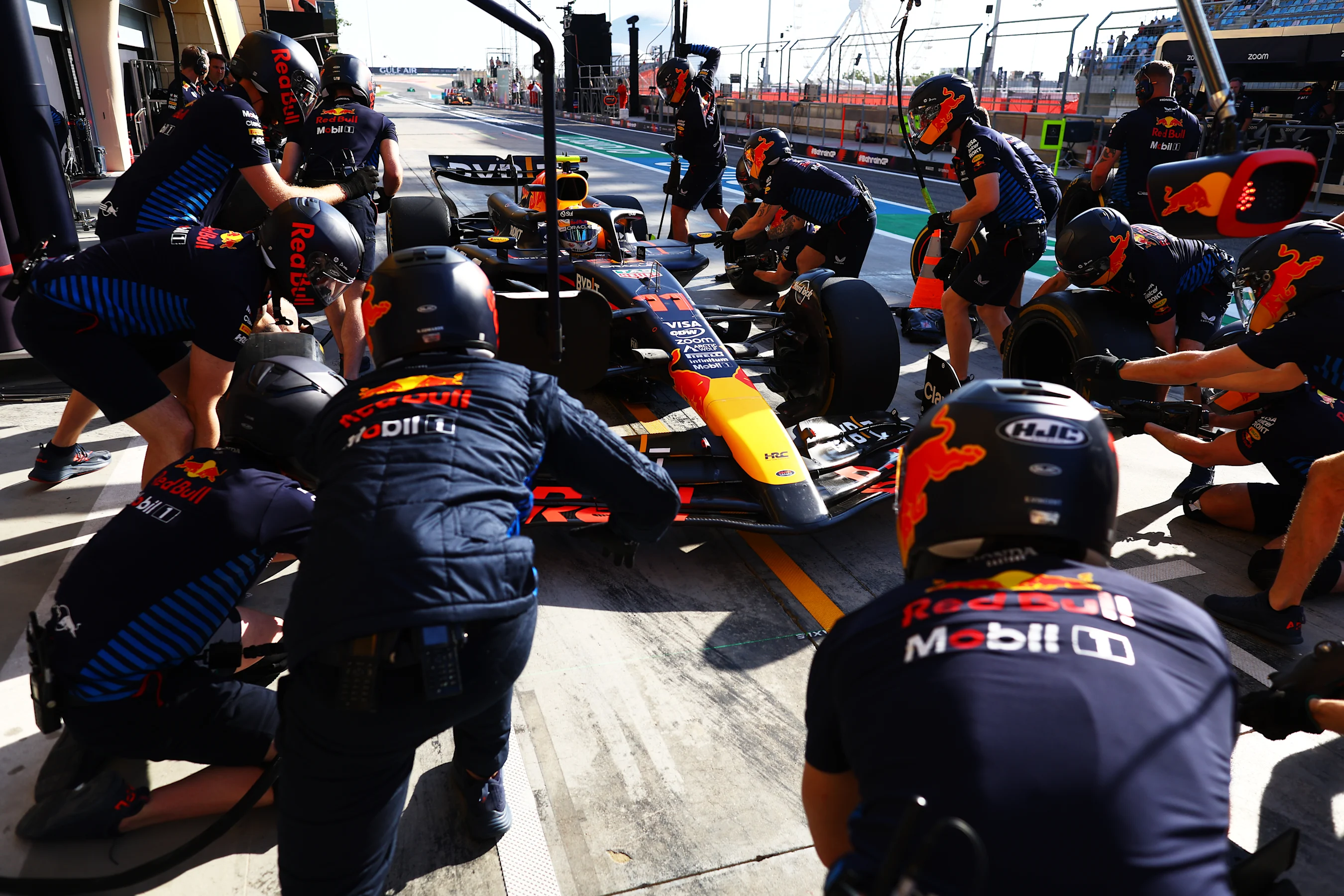 BAHRAIN, BAHRAIN - FEBRUARY 29: Sergio Perez of Mexico driving the (11) Oracle Red Bull Racing RB20