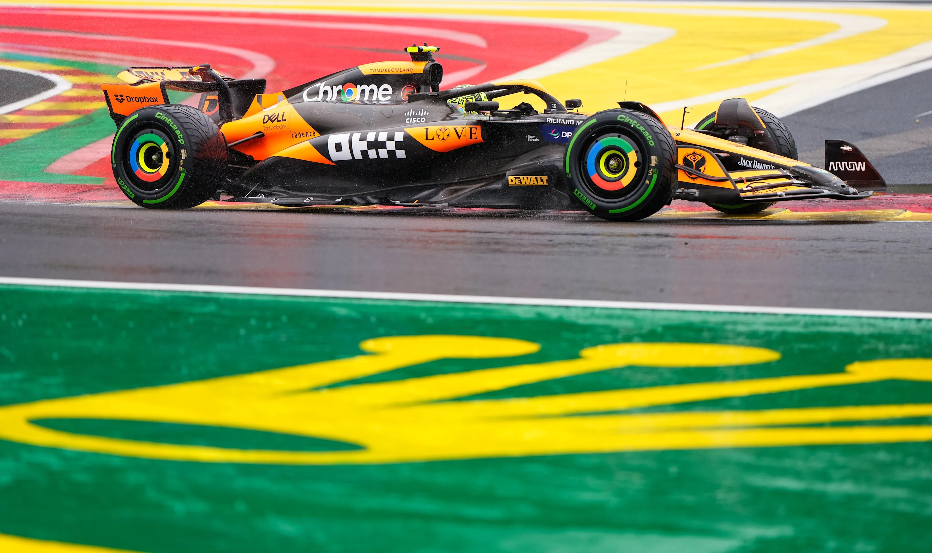 SPA, BELGIUM - JULY 27: Lando Norris of Great Britain driving the (4) McLaren MCL38 Mercedes on